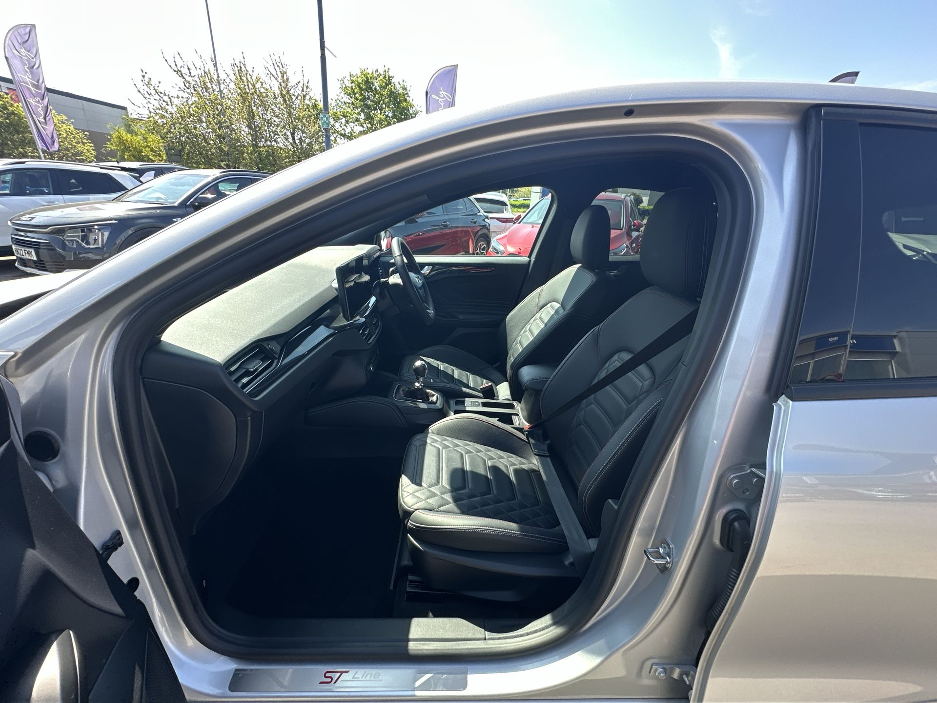 ECOBOOST HYBRID MHEV 155