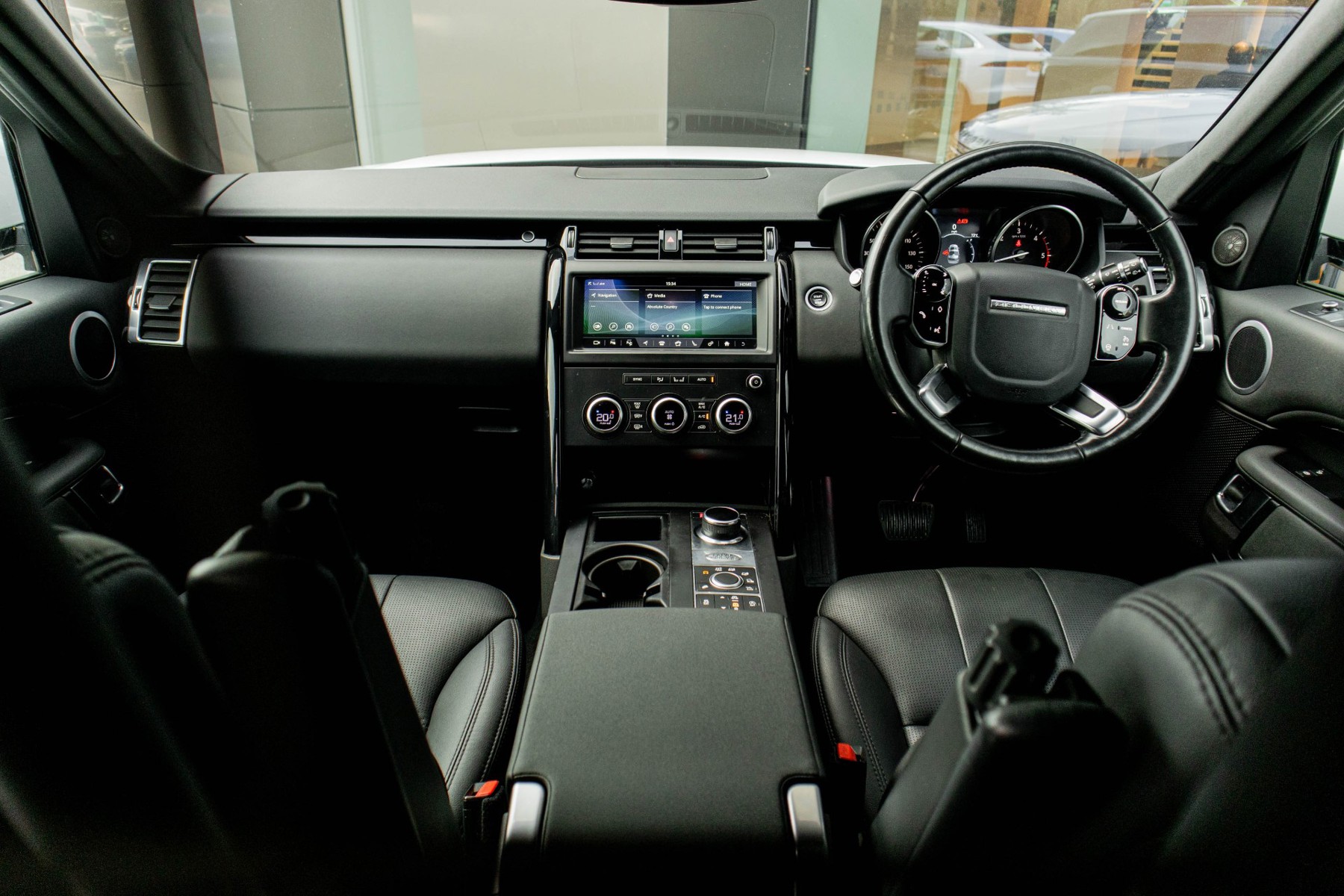 Land Rover Discovery 9