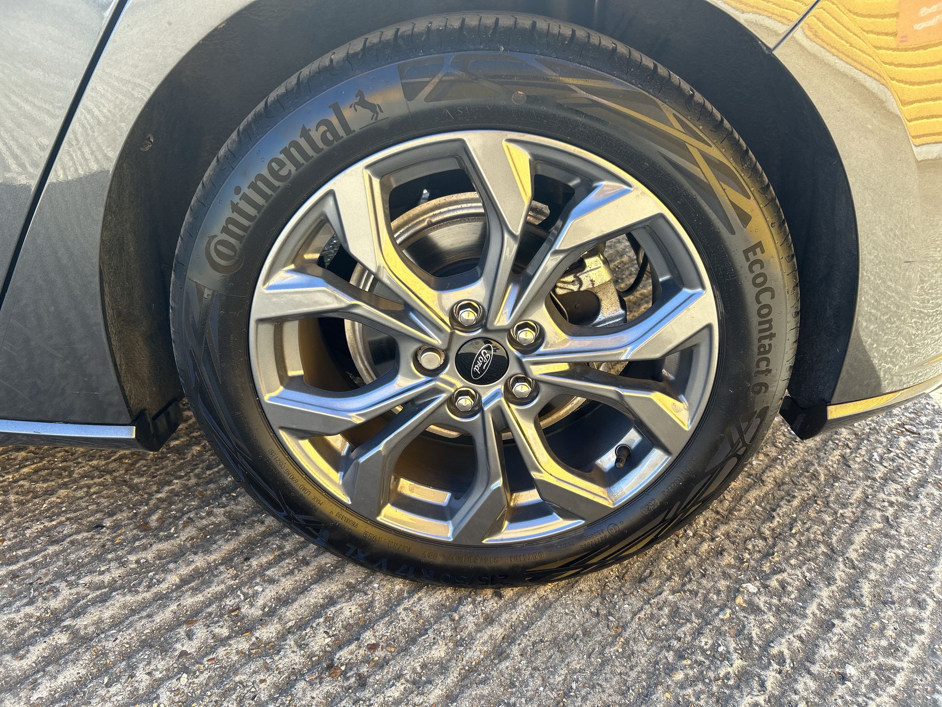 ECOBOOST HYBRID MHEV 155