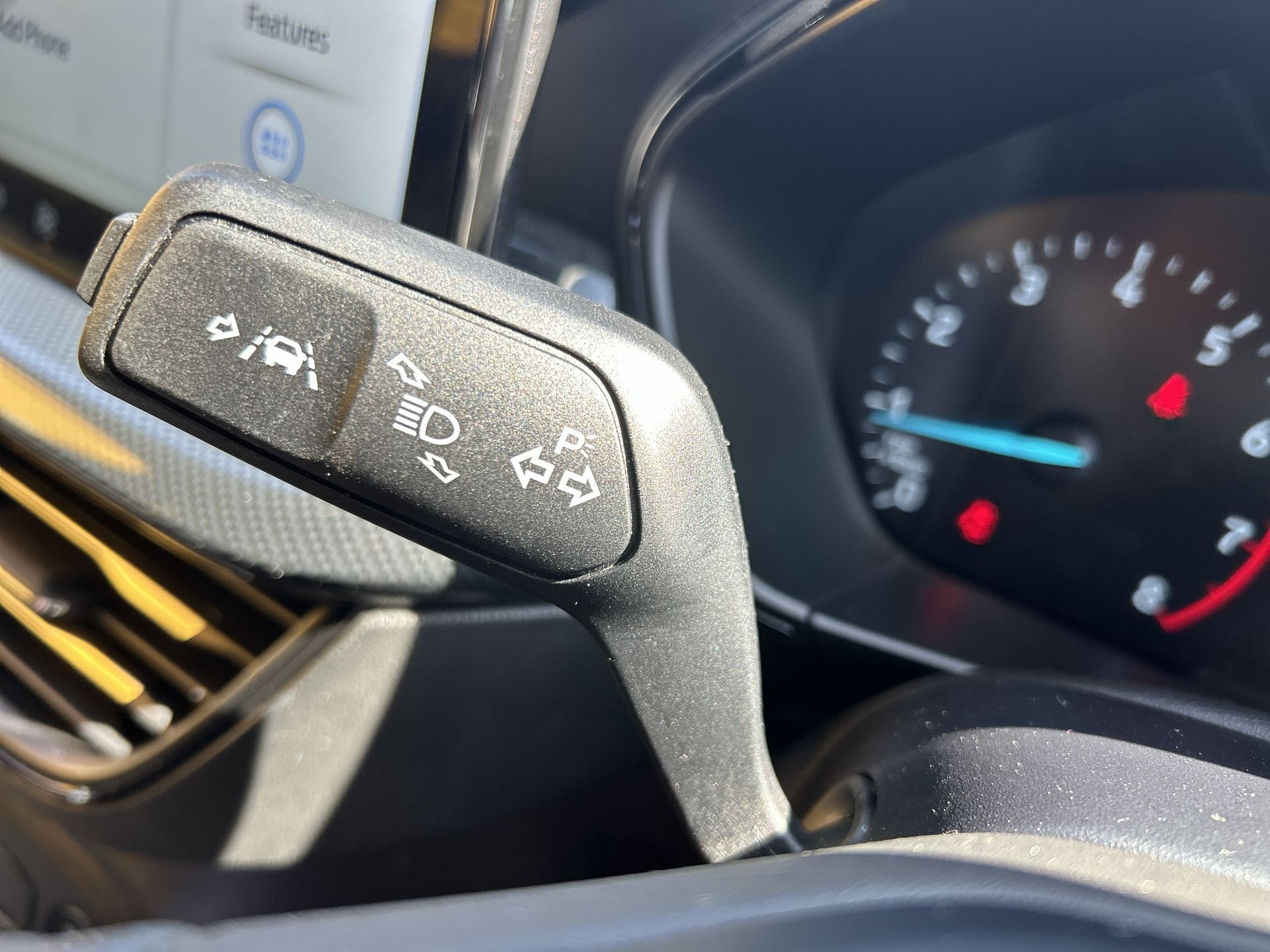 ECOBOOST HYBRID MHEV 155