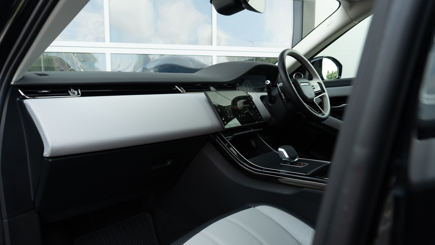 Land Rover RANGE ROVER EVOQUE, SUV, Santorini Black.