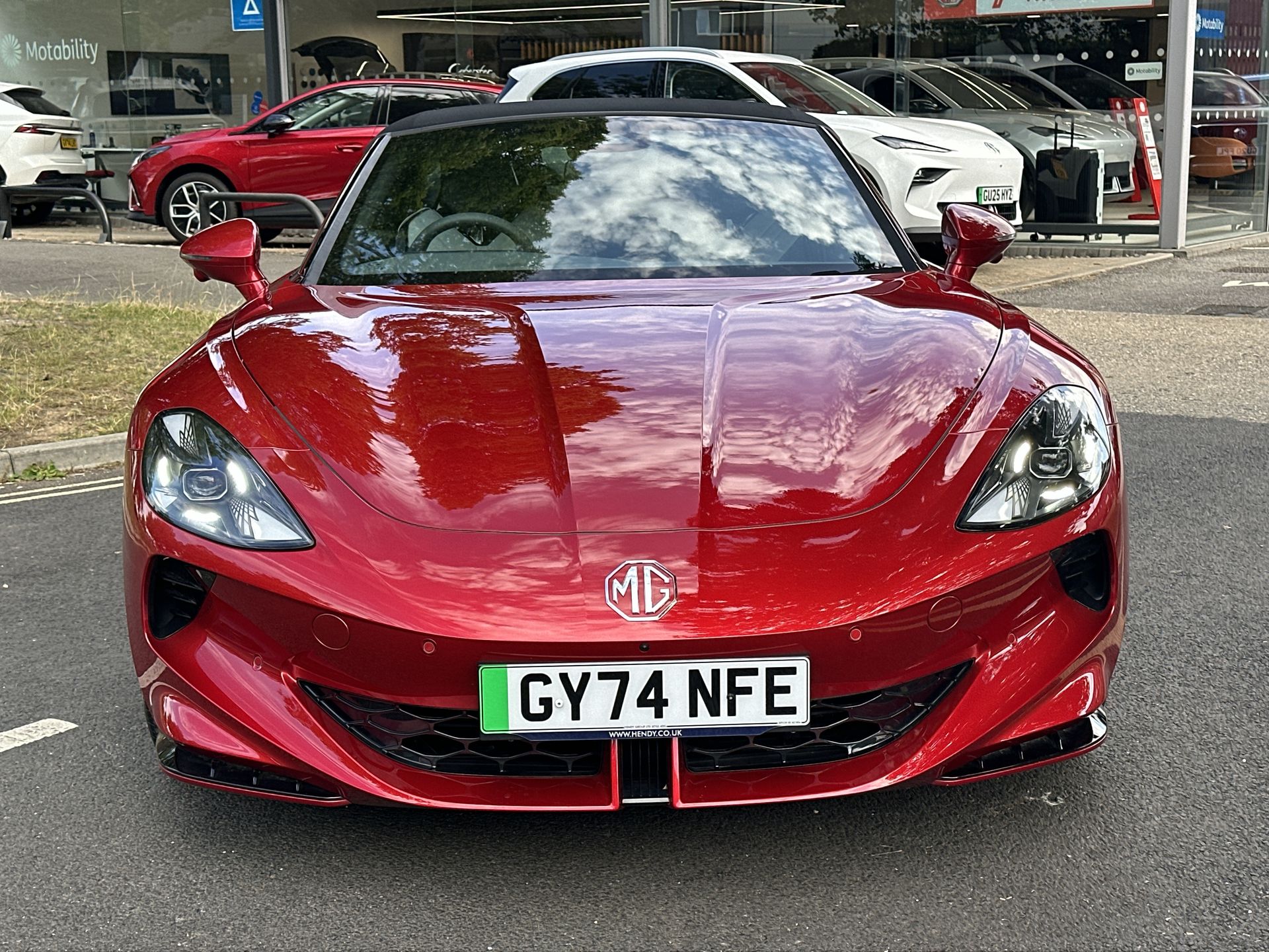 DUAL MOTOR 77 KWH AWD
