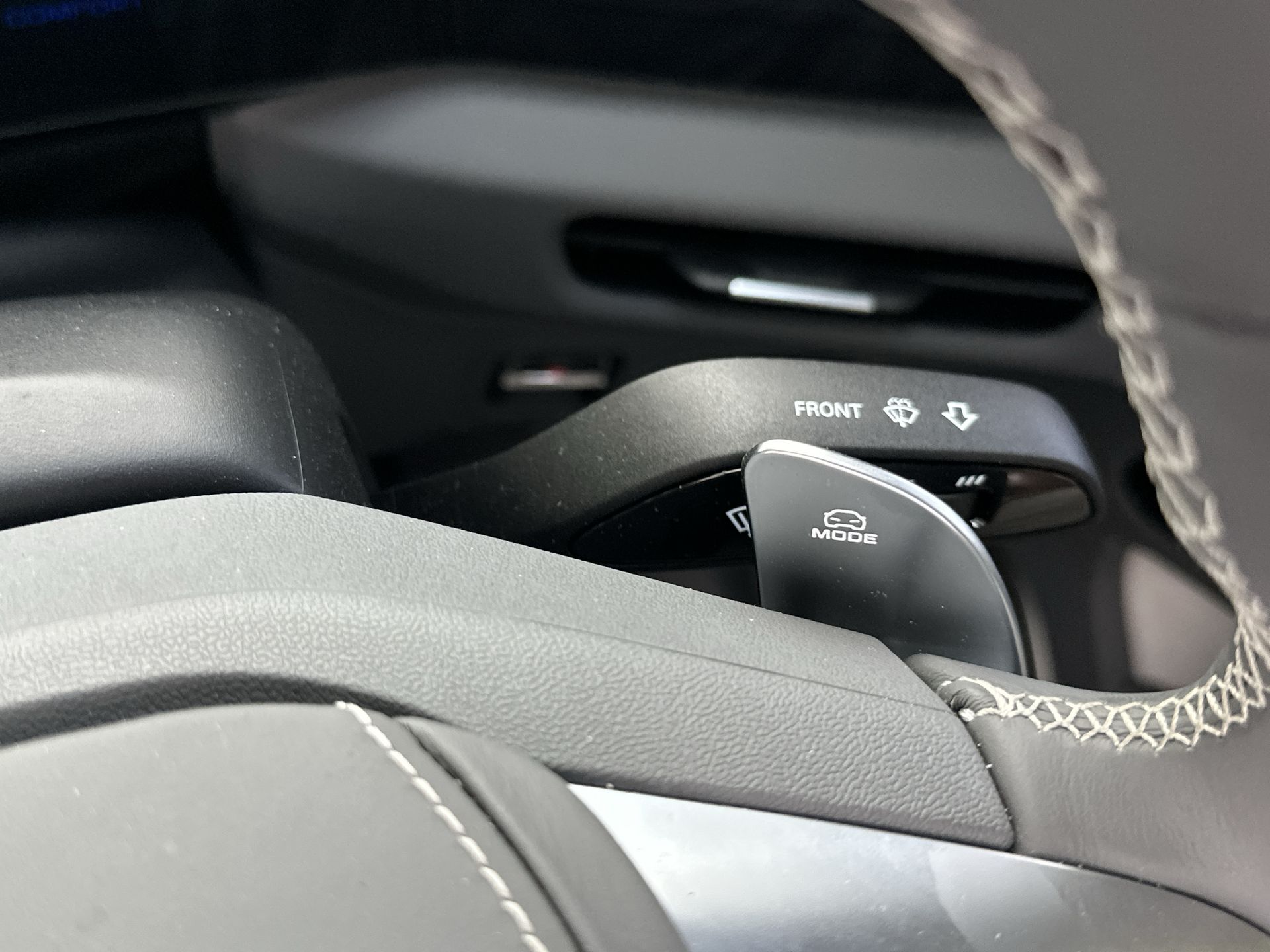 DUAL MOTOR 77 KWH AWD