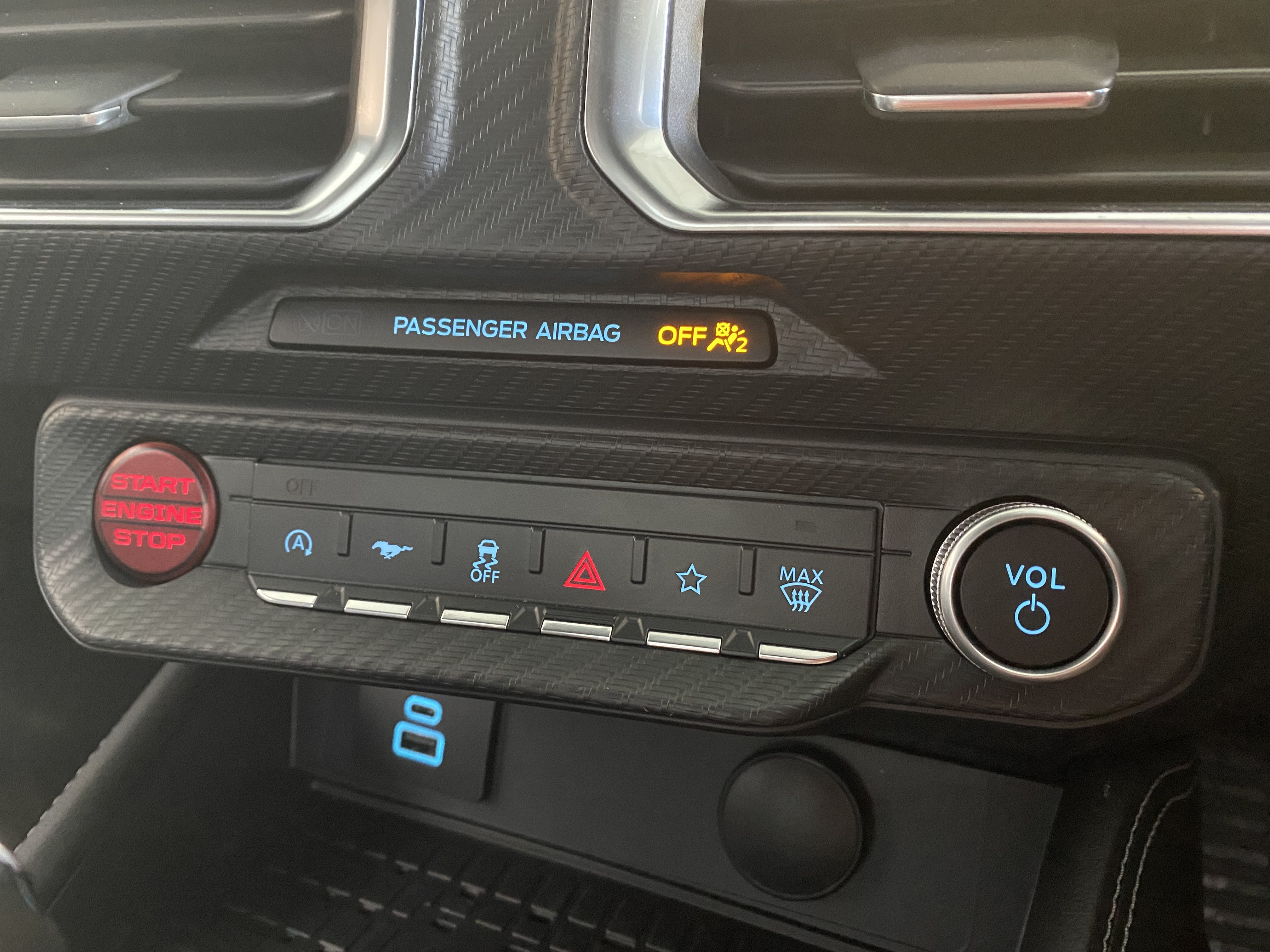 FORD MUSTANG 5.0 V8 GT 2DR AUTO