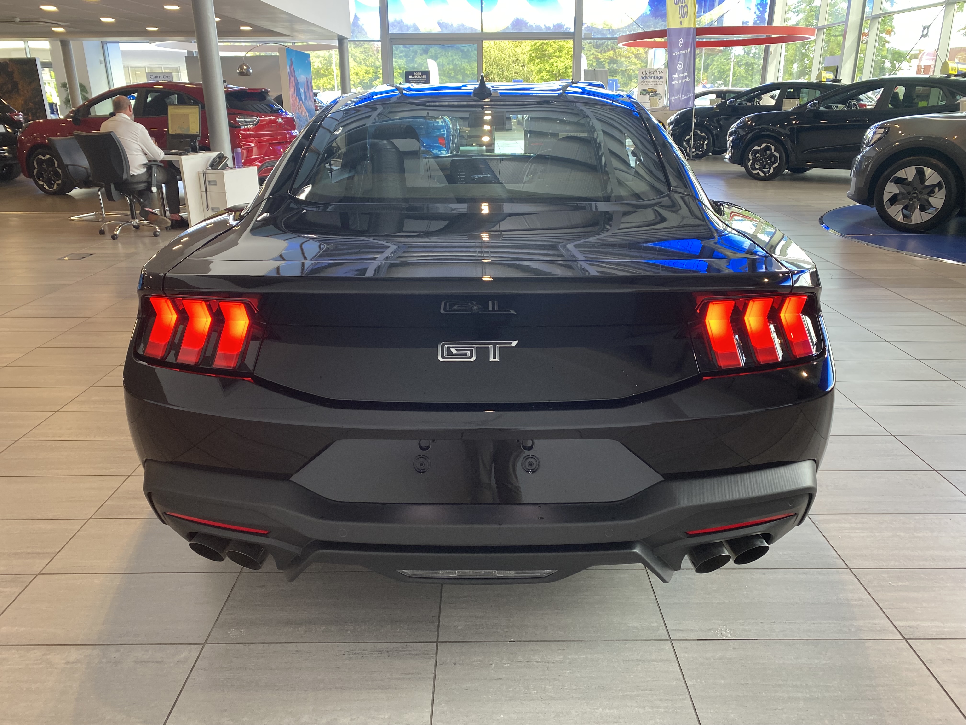 FORD MUSTANG 5.0 V8 GT 2DR AUTO