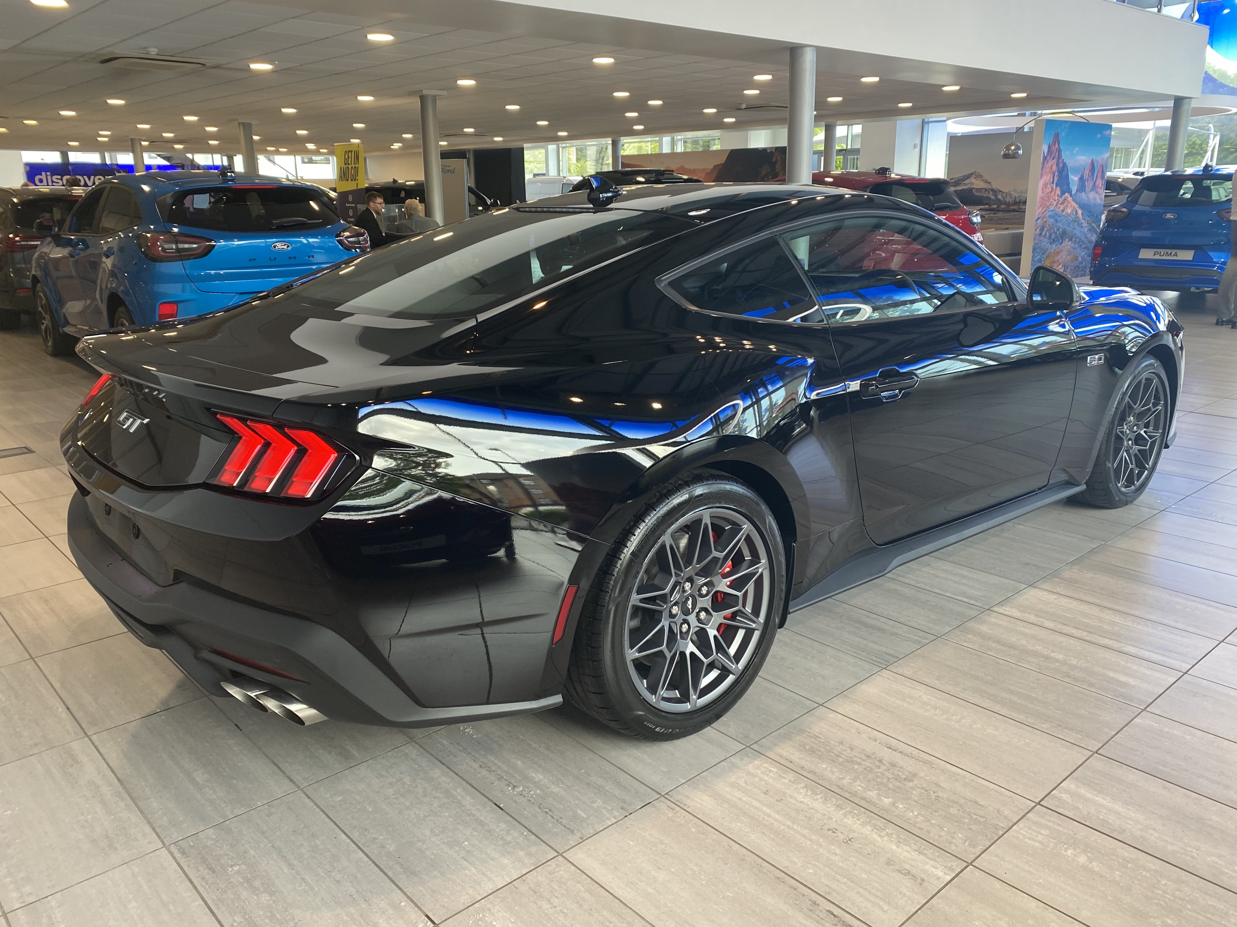 FORD MUSTANG 5.0 V8 GT 2DR AUTO