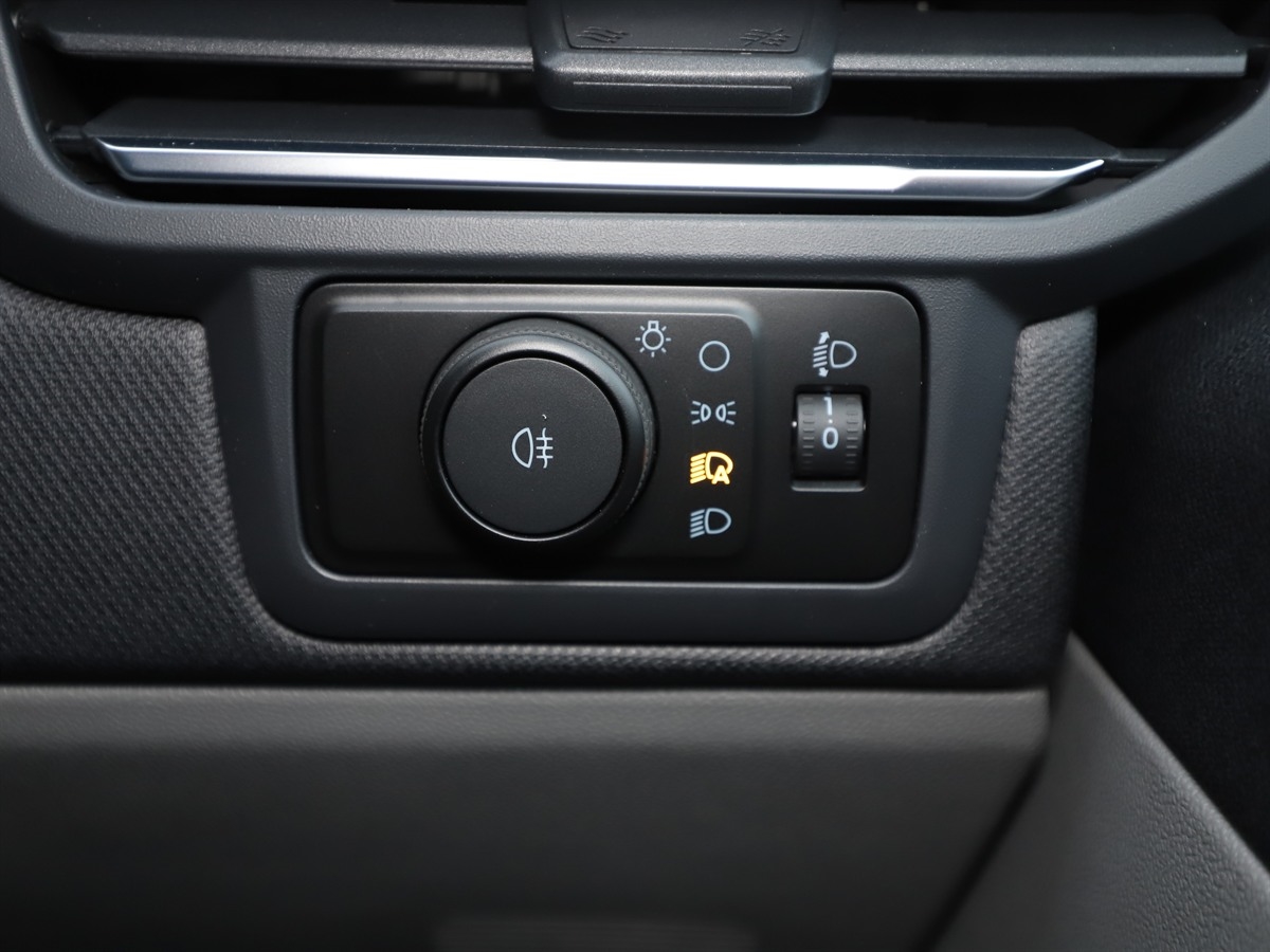 ECOBLUE 136PS H1 8 SEATER