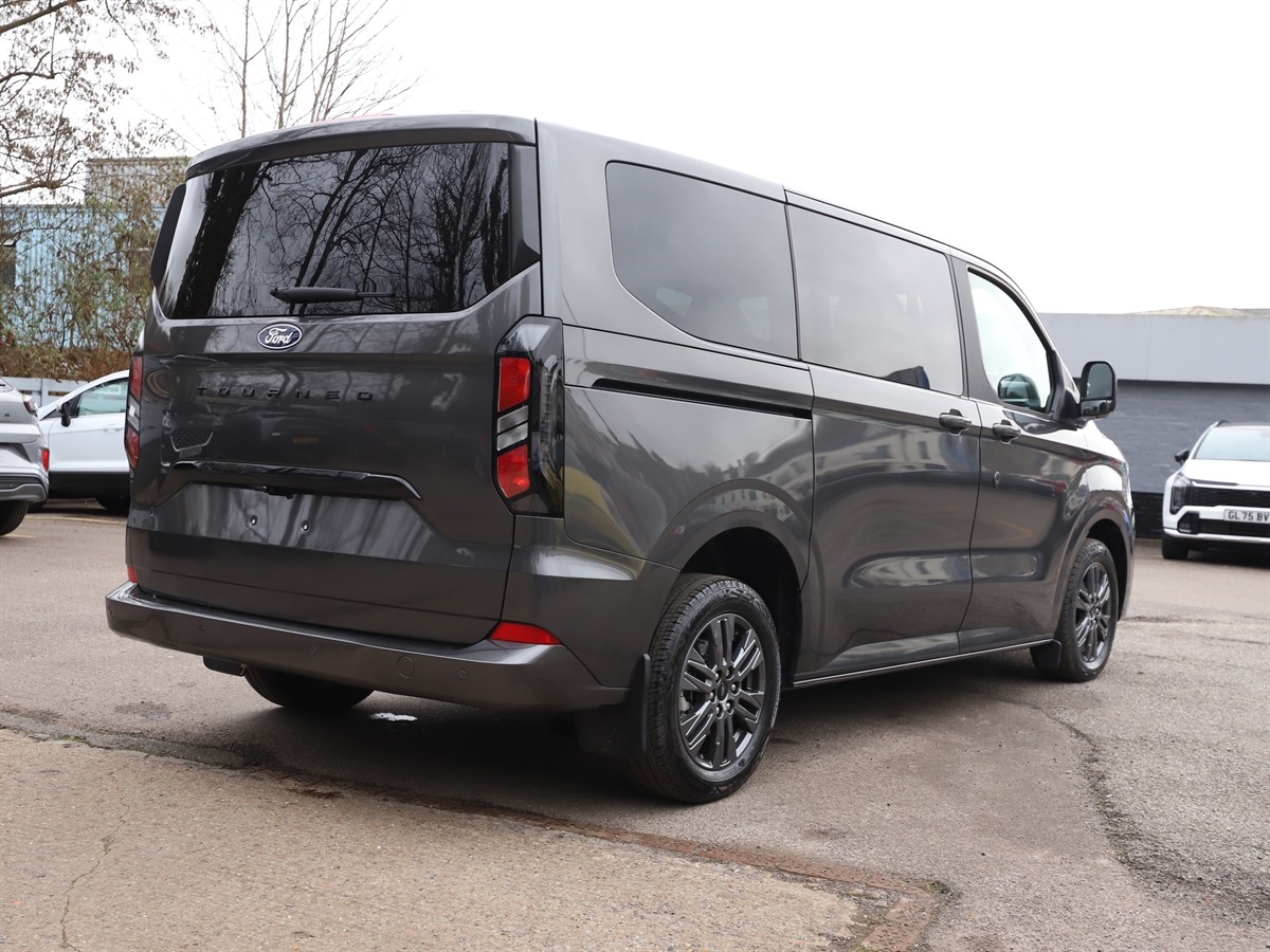 ECOBLUE 136PS H1 8 SEATER