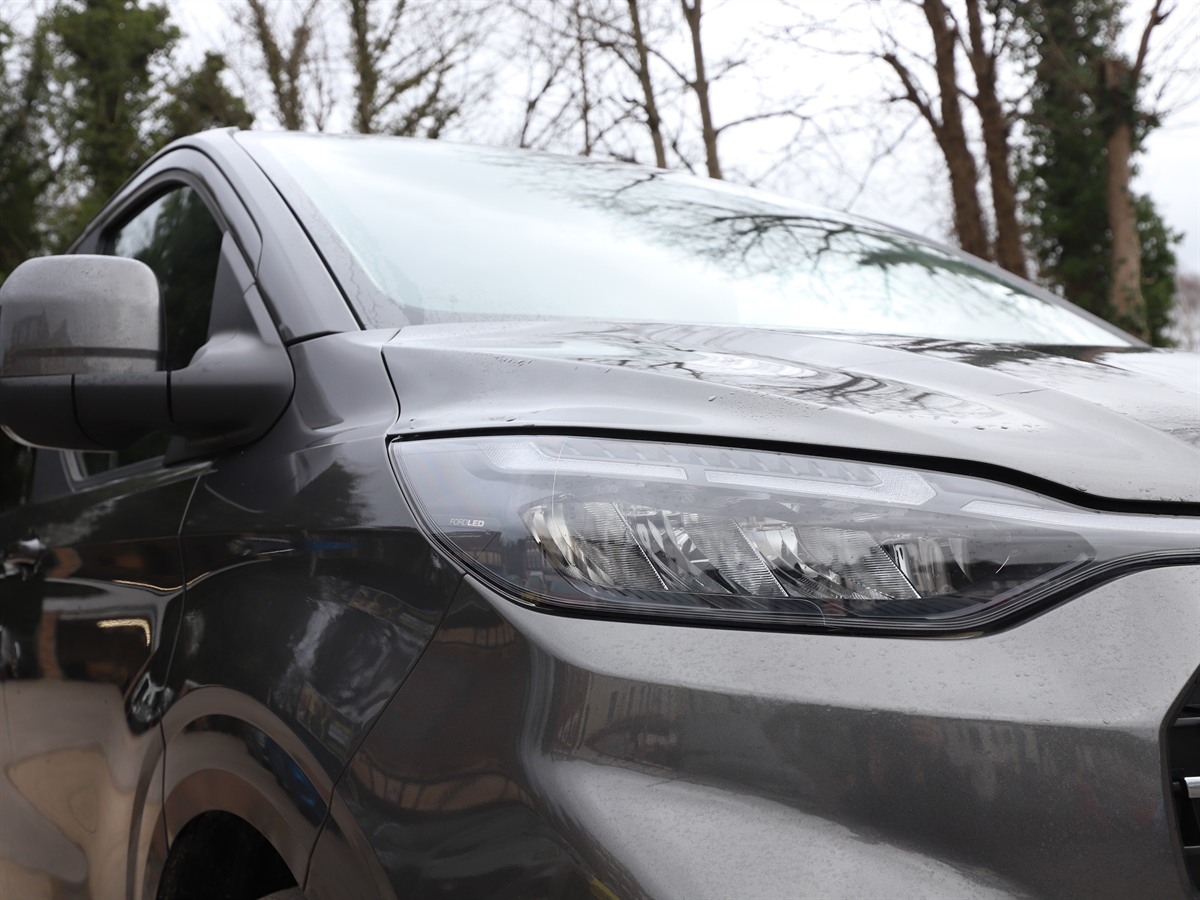 ECOBLUE 136PS H1 8 SEATER