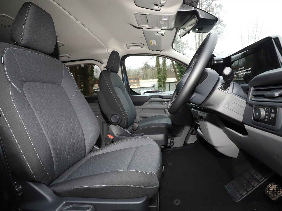 ECOBLUE 136PS H1 8 SEATER