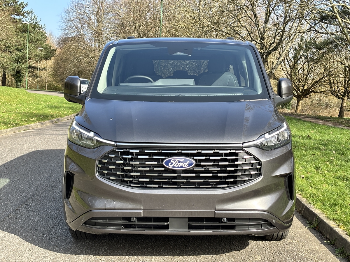 ECOBLUE 170PS H1 8 SEATER