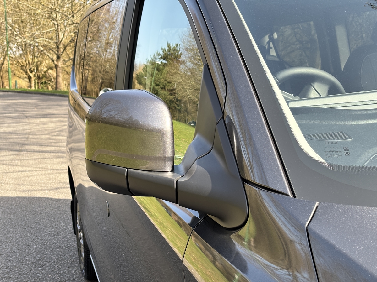 ECOBLUE 170PS H1 8 SEATER