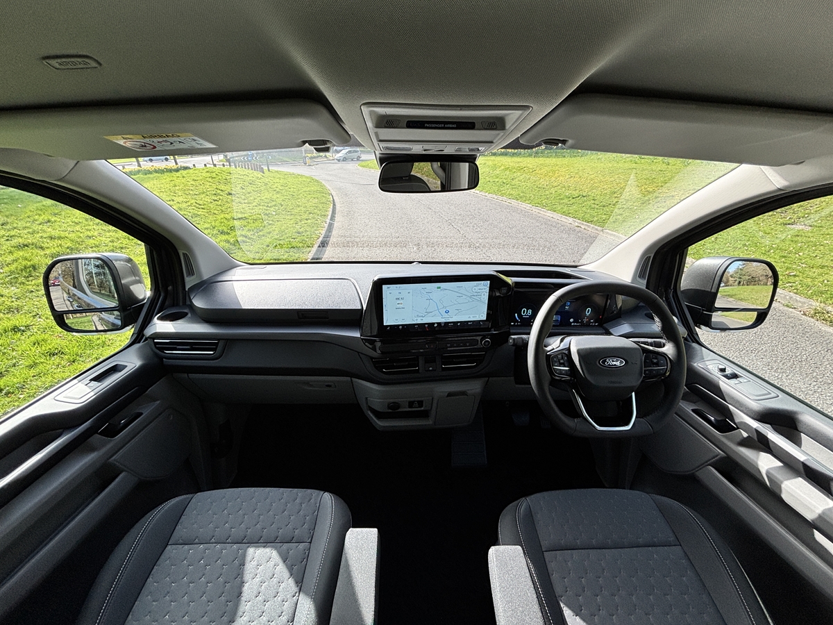 ECOBLUE 170PS H1 8 SEATER