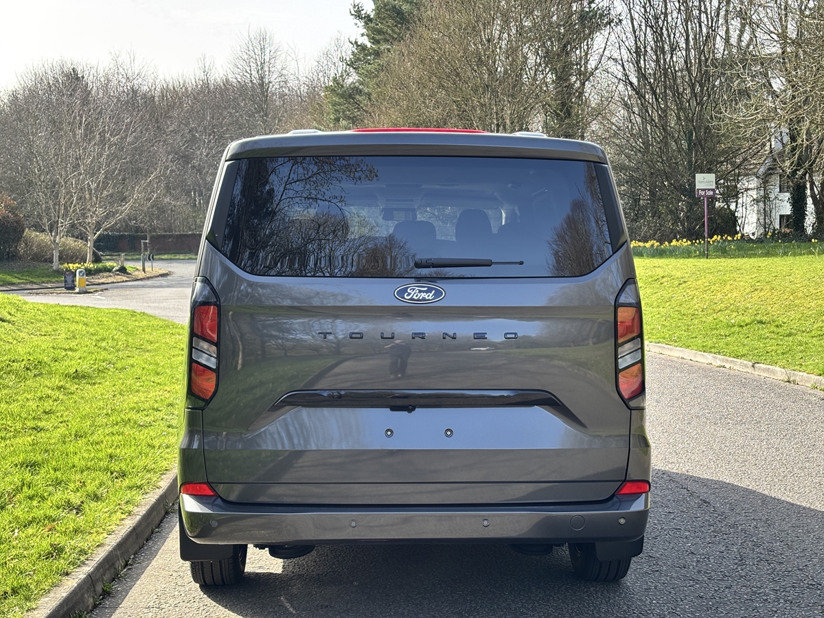 ECOBLUE 170PS H1 8 SEATER