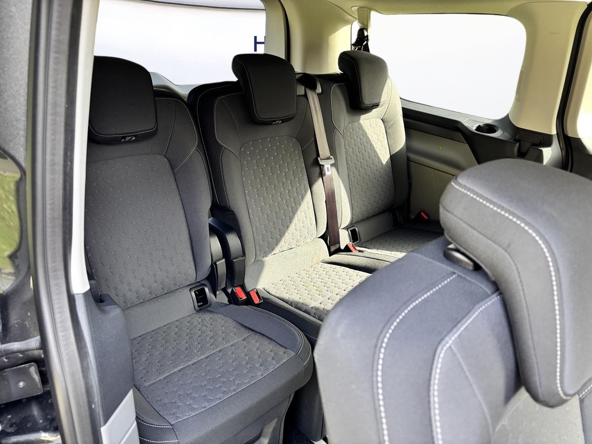 ECOBLUE 170PS H1 8 SEATER