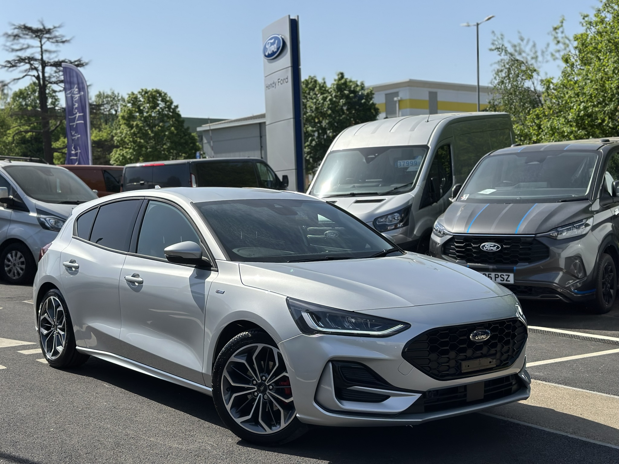 FOCUS ST-LINE X 5 DOOR 1.0L ECOBOOST 155PS MHEV FWD 7 SPEED POWERSHIFT
