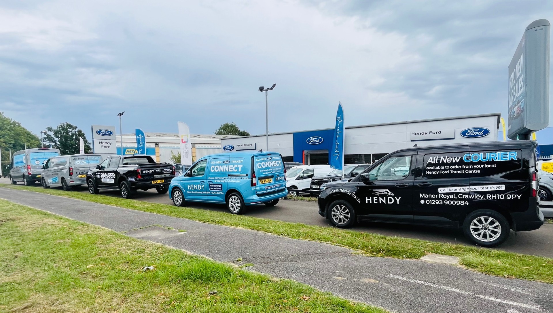 FORD TOURNEO CUSTOM 160KW 65KWH H1 TITANIUM X 8 SEATER AUTO