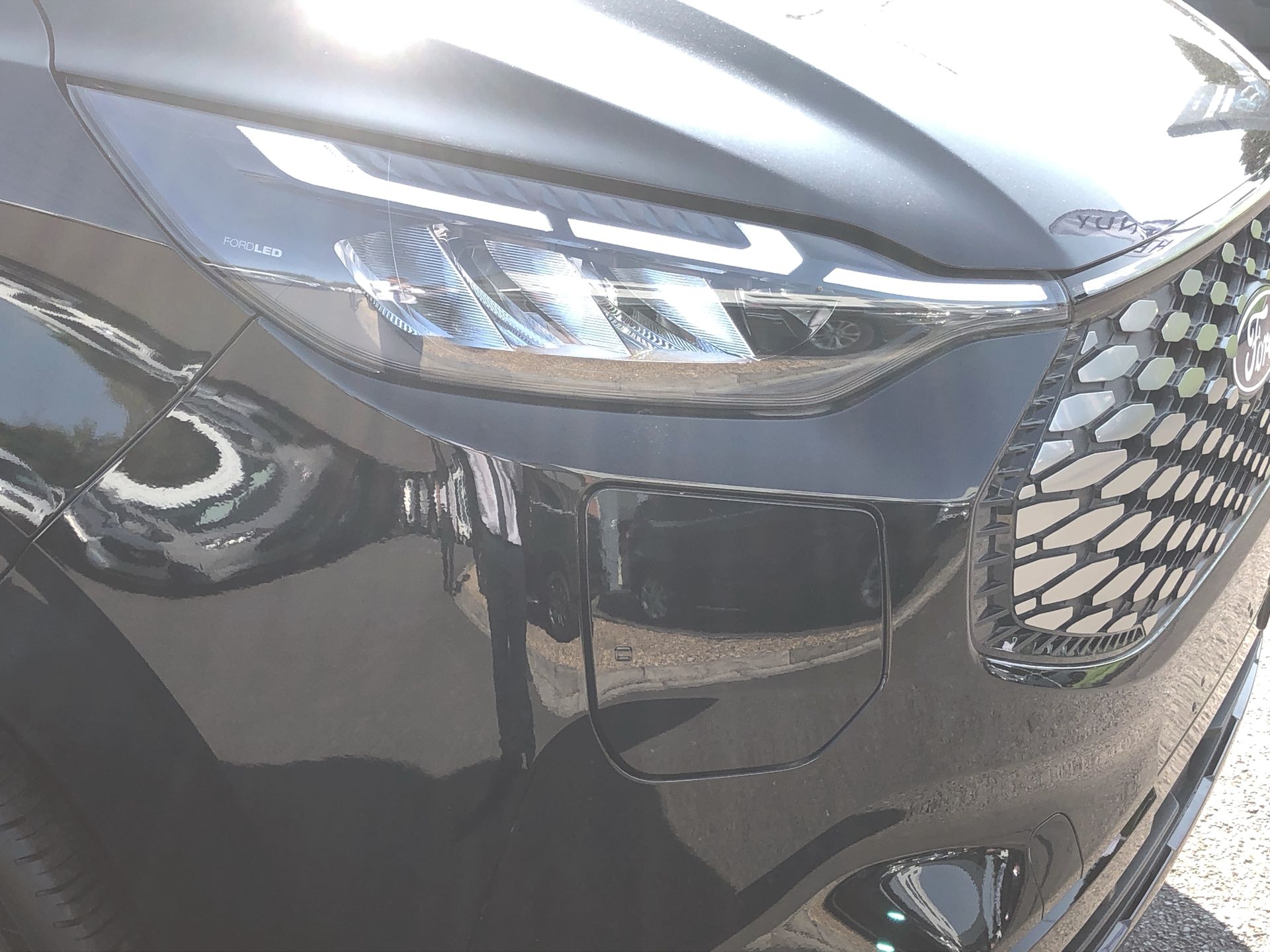 TOURNEO CUSTOM V710 TITANIUM X BUS M1 340 L1 65KWH 160KW / 218PS RWD 1 SPEED AUTOMATIC