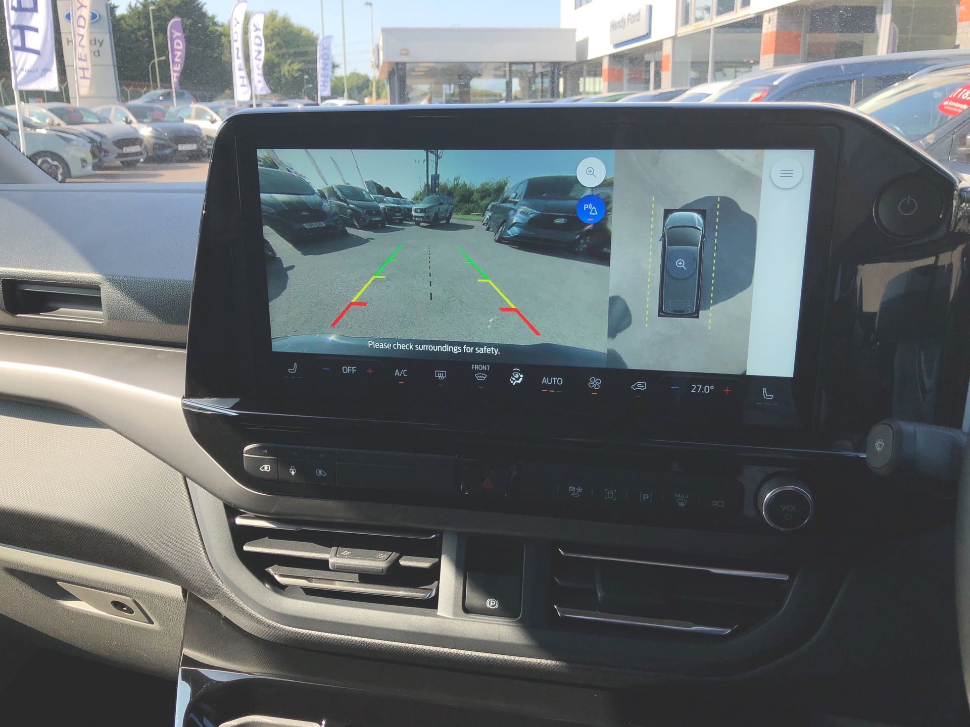 TOURNEO CUSTOM V710 TITANIUM X BUS M1 340 L1 65KWH 160KW / 218PS RWD 1 SPEED AUTOMATIC