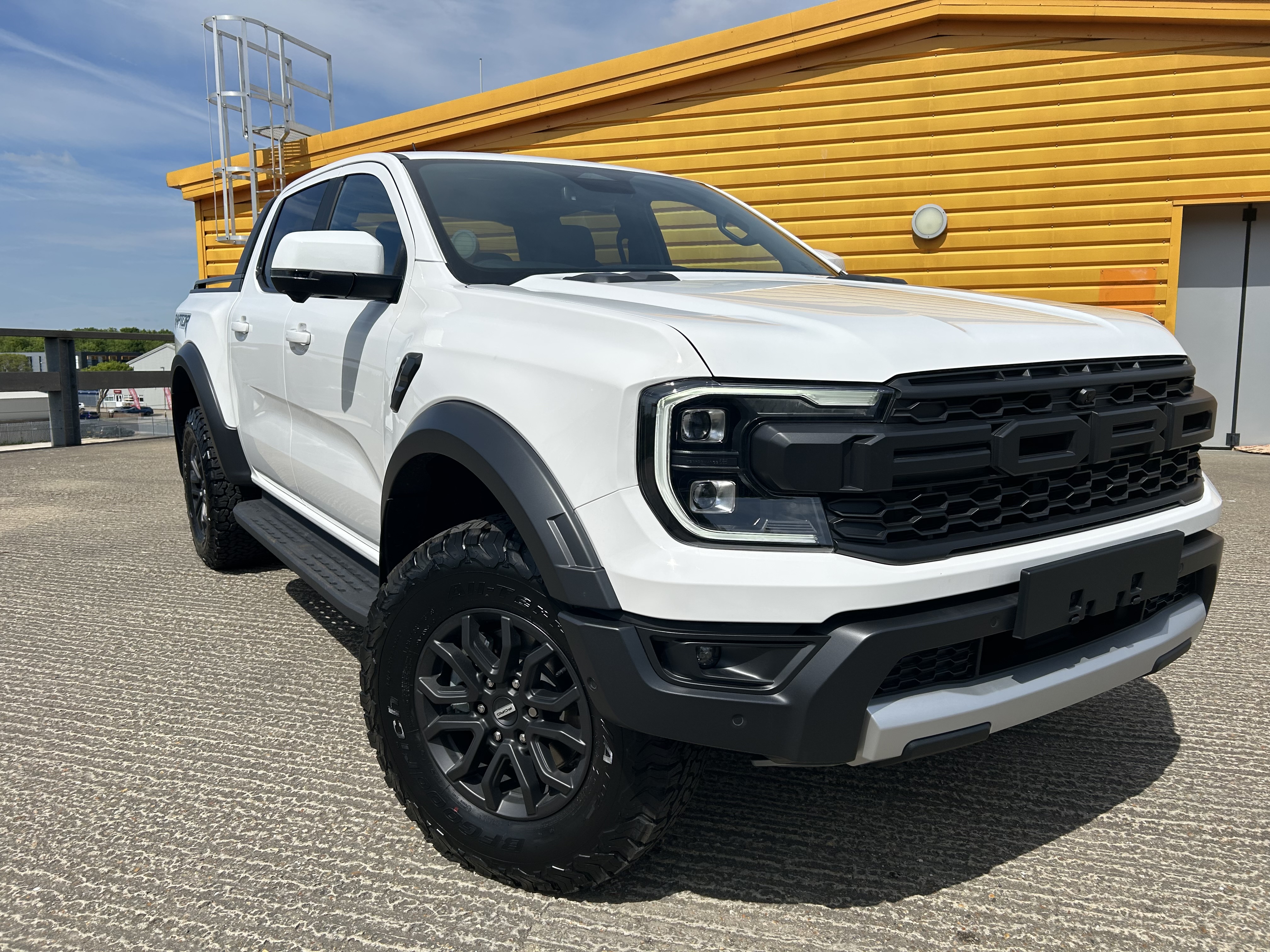 RANGER RAPTOR DOUBLE CAB 3.0L ECOBOOST V6 292PS 4WD FT 10 SPEED AUTOMATIC