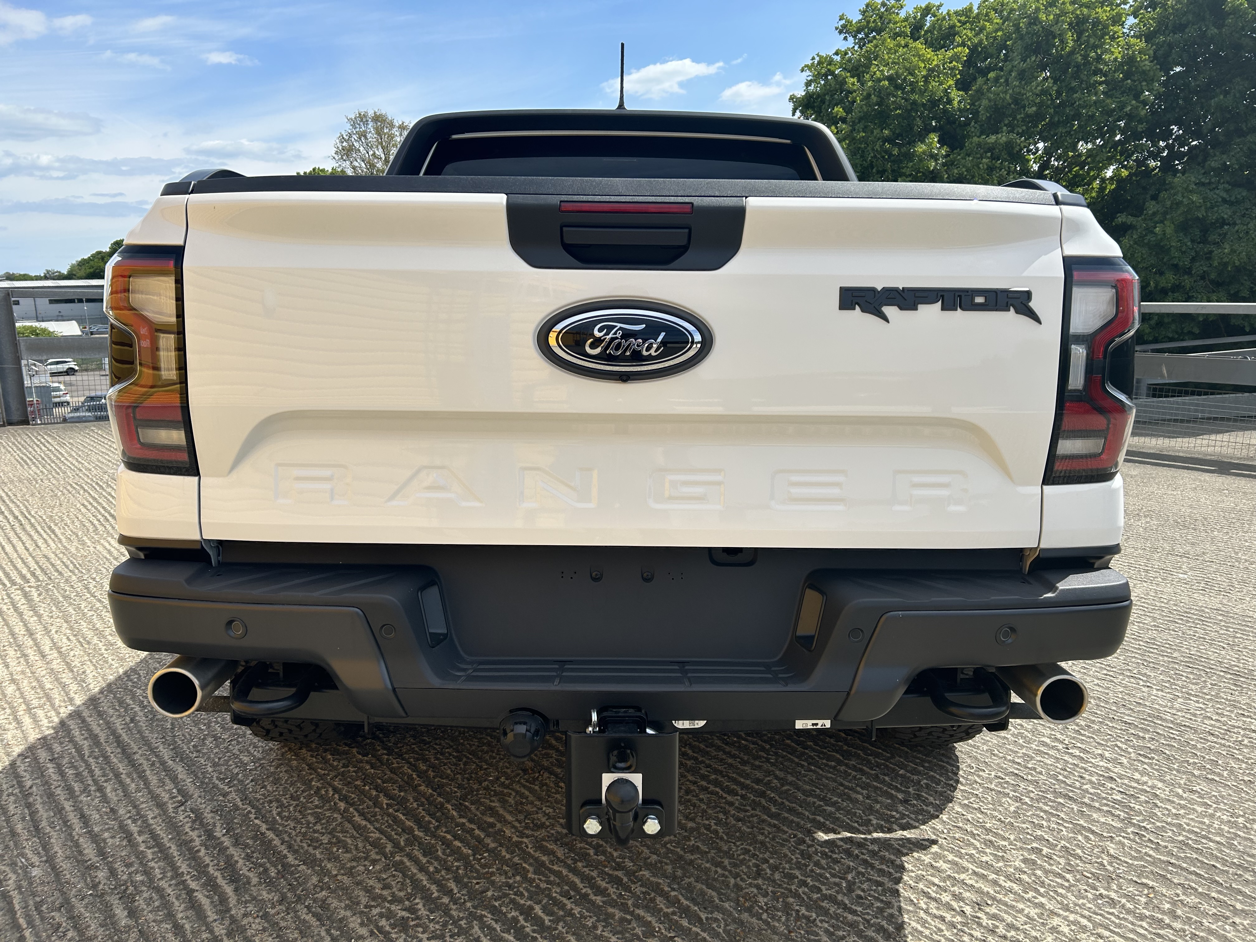 RANGER RAPTOR DOUBLE CAB 3.0L ECOBOOST V6 292PS 4WD FT 10 SPEED AUTOMATIC