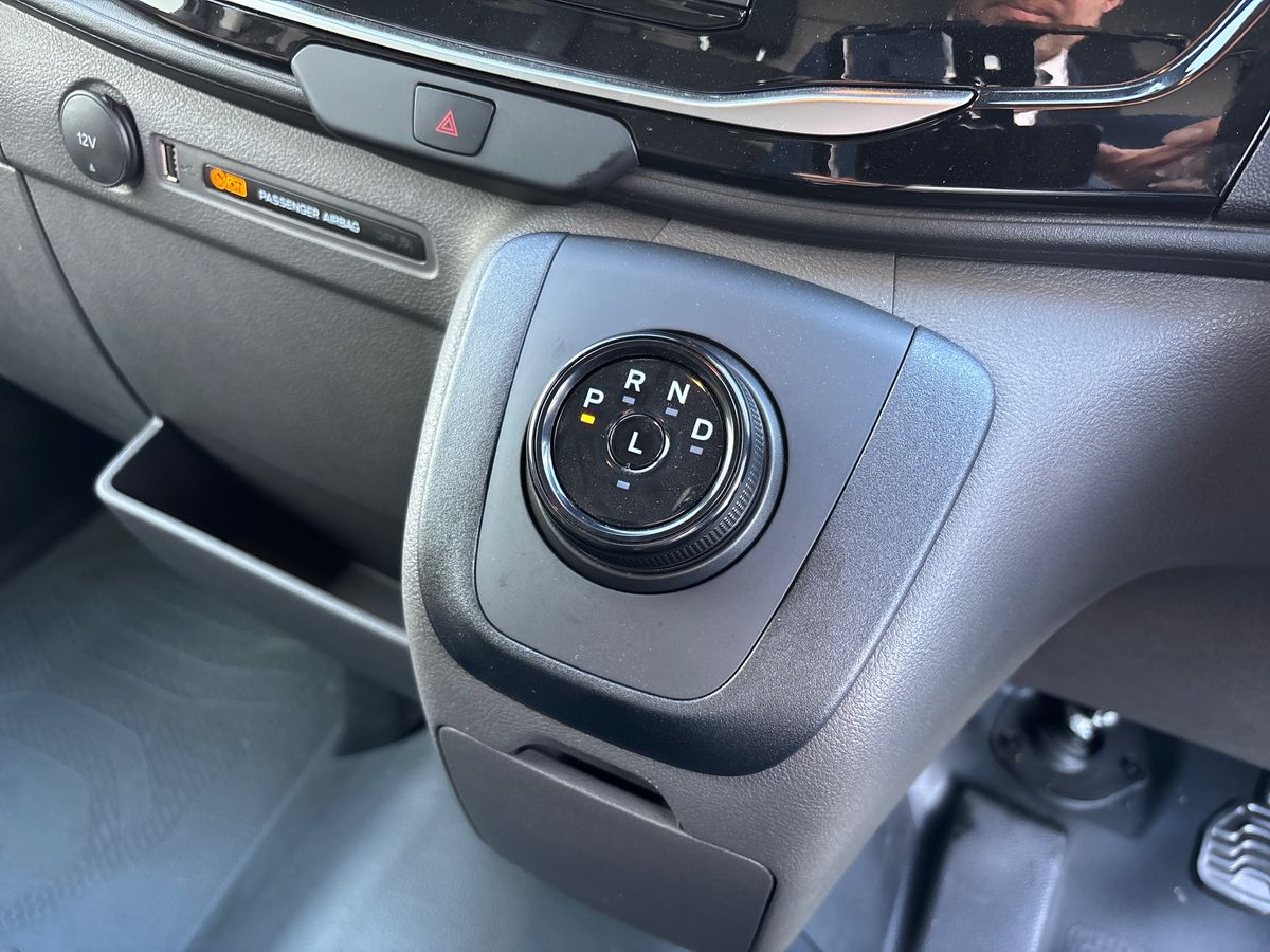 FORD TRANSIT 135KW 68KWH H2 TREND VAN AUTO [NAV]