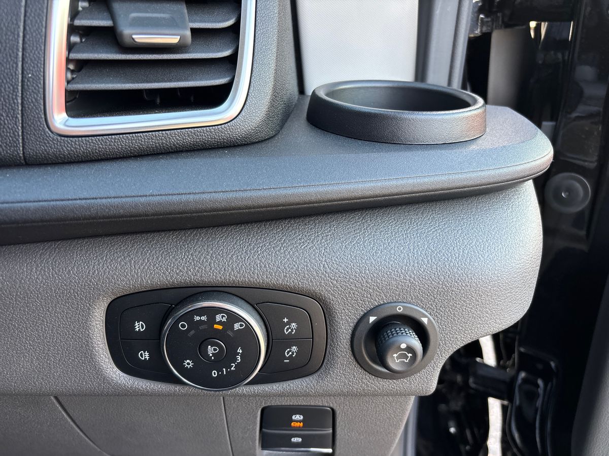 FORD TRANSIT 135KW 68KWH H2 TREND VAN AUTO [NAV]