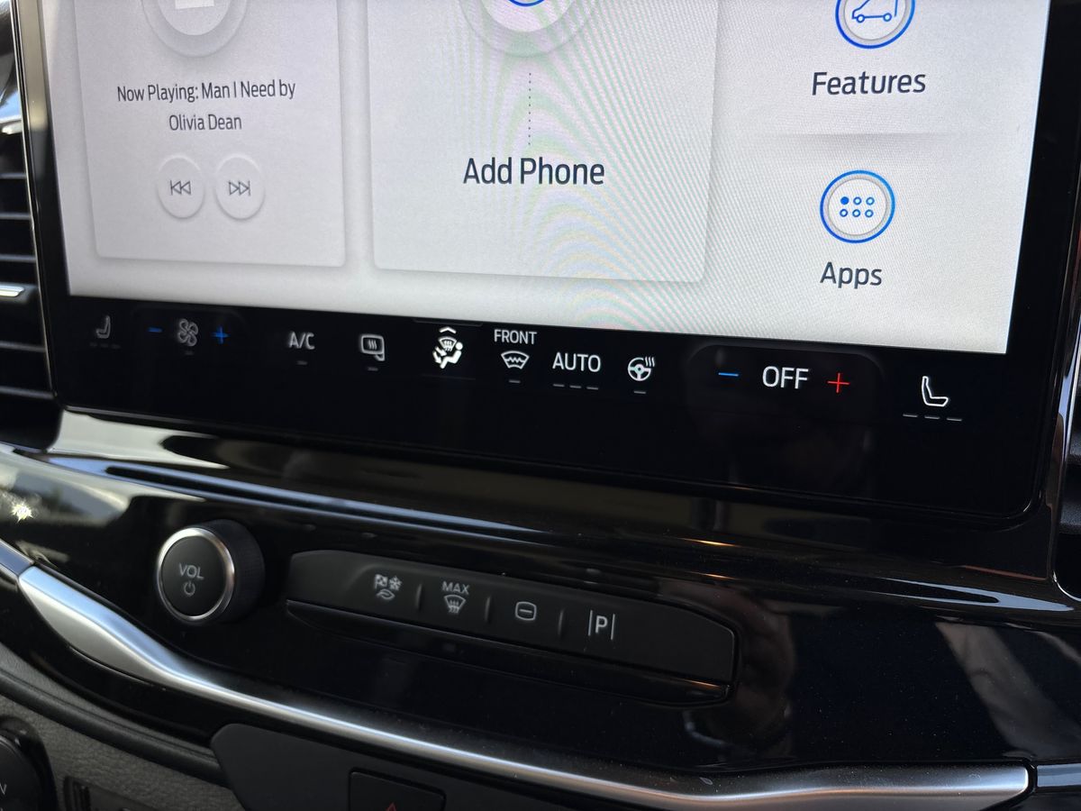 FORD TRANSIT 135KW 68KWH H2 TREND VAN AUTO [NAV]