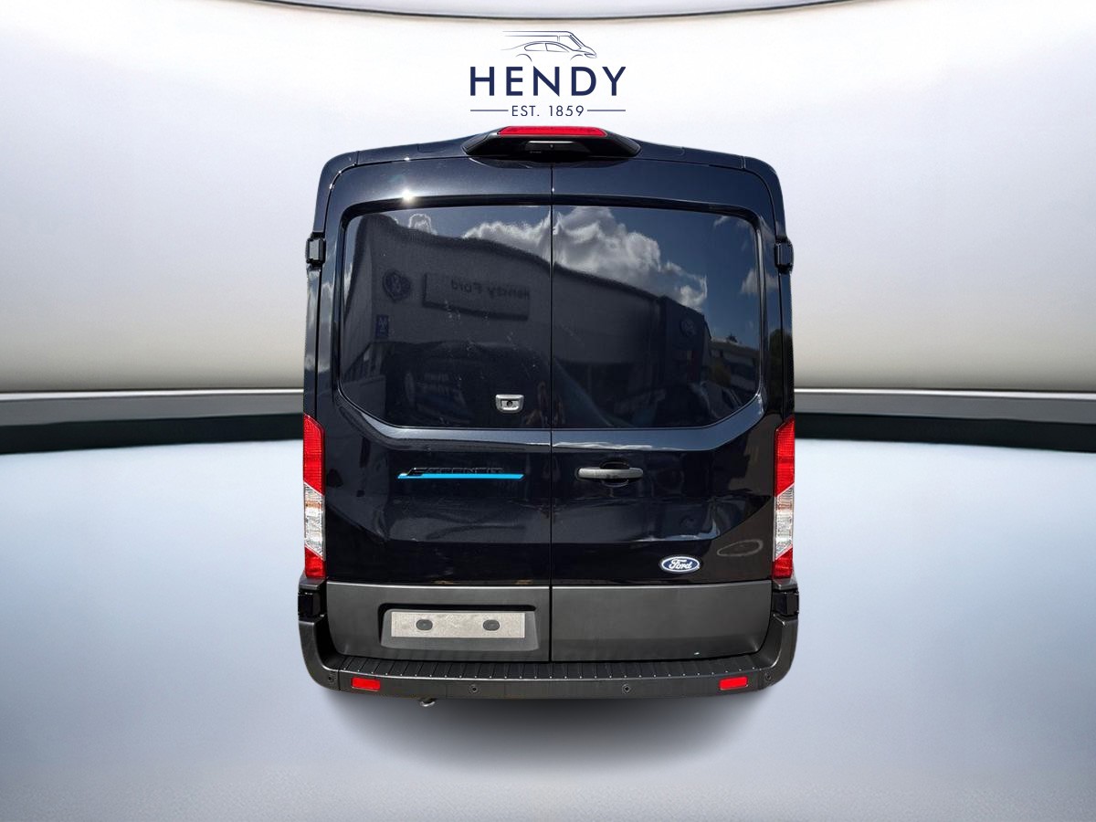 FORD TRANSIT 135KW 68KWH H2 TREND VAN AUTO [NAV]
