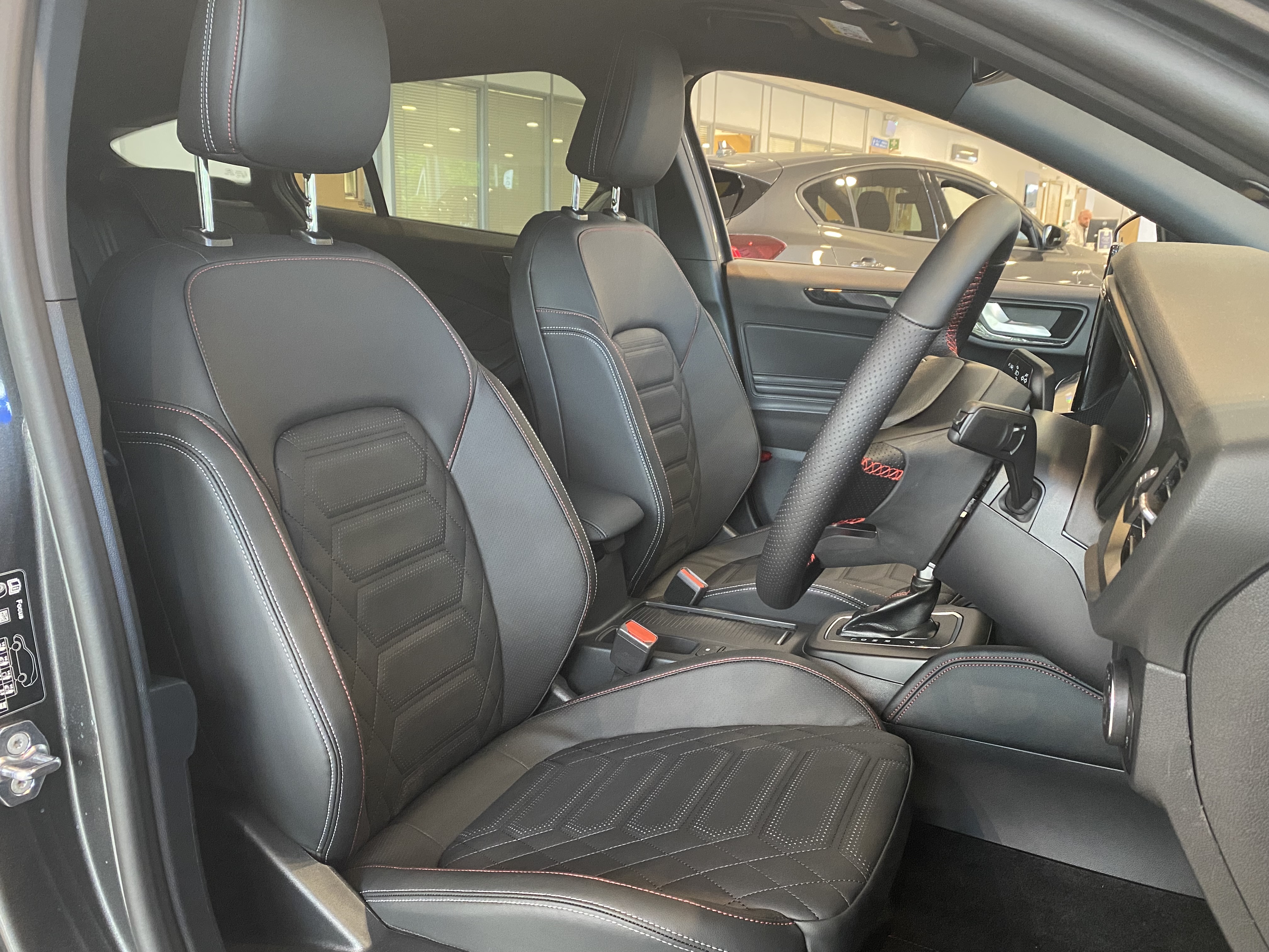 FORD FOCUS 1.0 ECOBOOST HYBRID MHEV 155 ST-LINE X STYLE 5DR