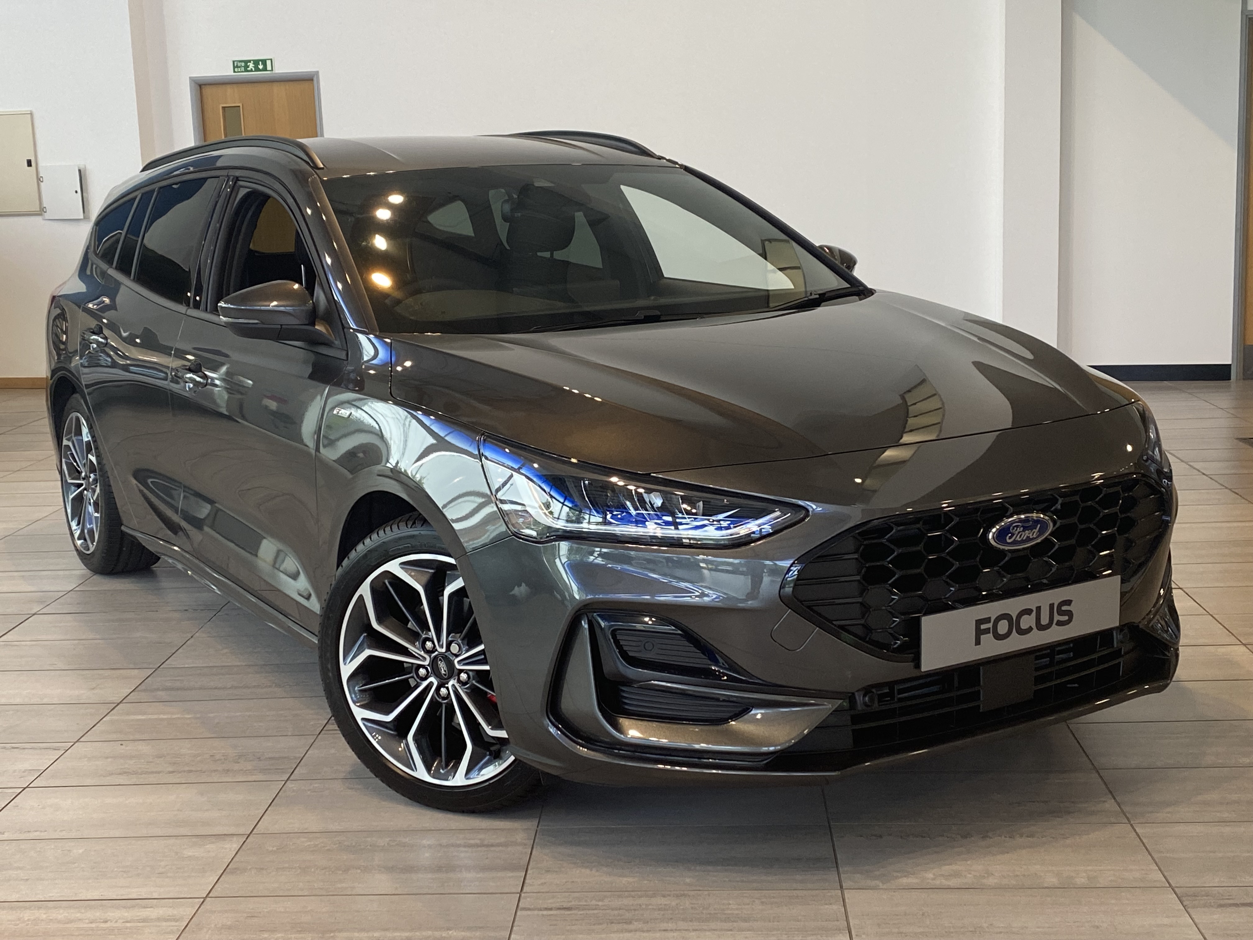 FORD FOCUS 1.0 ECOBOOST HYBRID MHEV 155 ST-LINE X STYLE 5DR