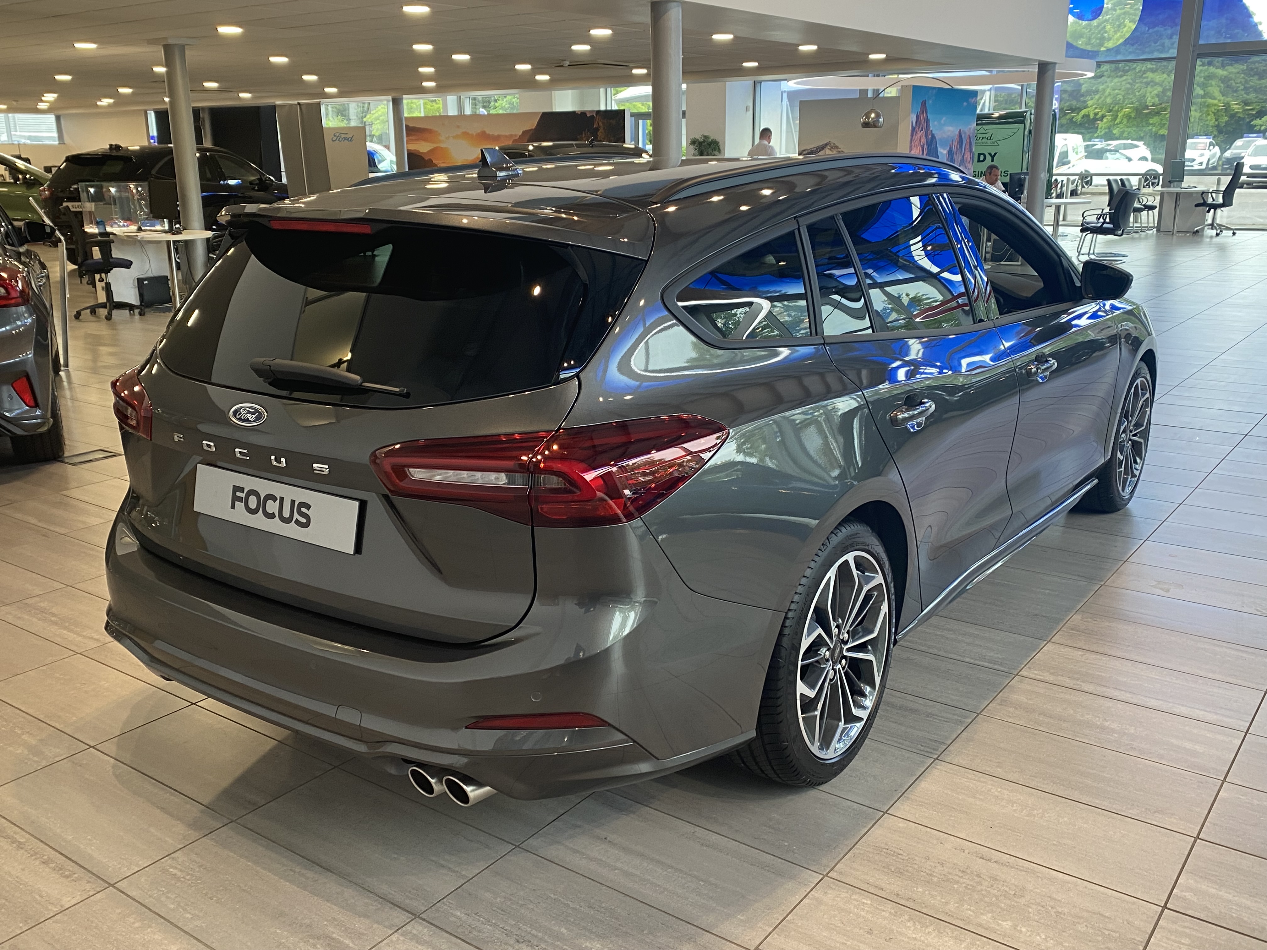 FORD FOCUS 1.0 ECOBOOST HYBRID MHEV 155 ST-LINE X STYLE 5DR