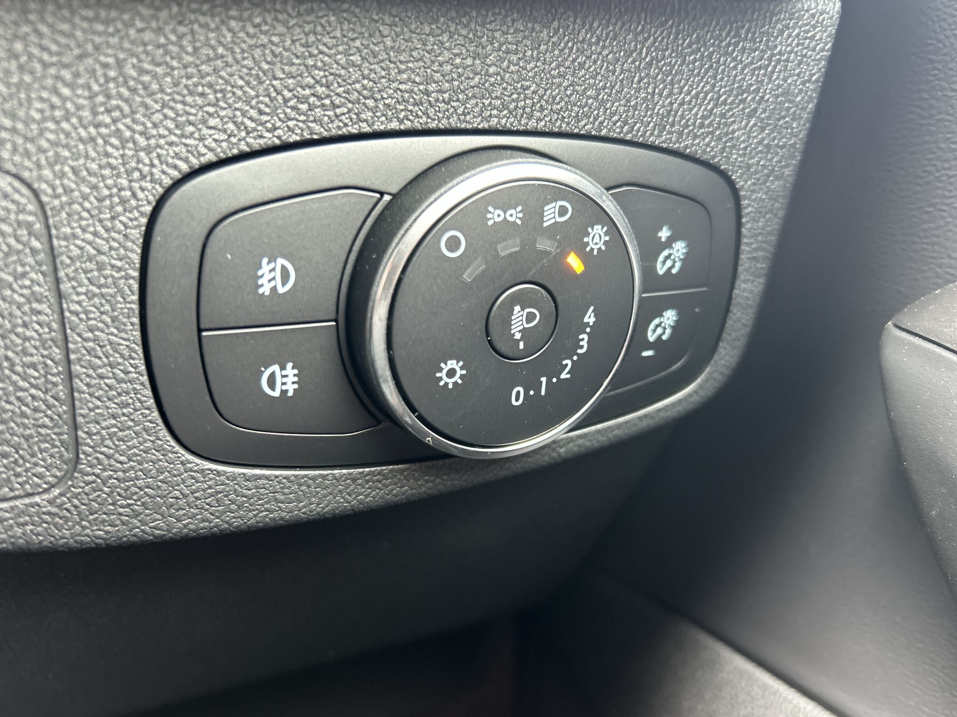 FOCUS ST-LINE ESTATE 1.0L ECOBOOST 155PS MHEV FWD 7 SPEED POWERSHIFT