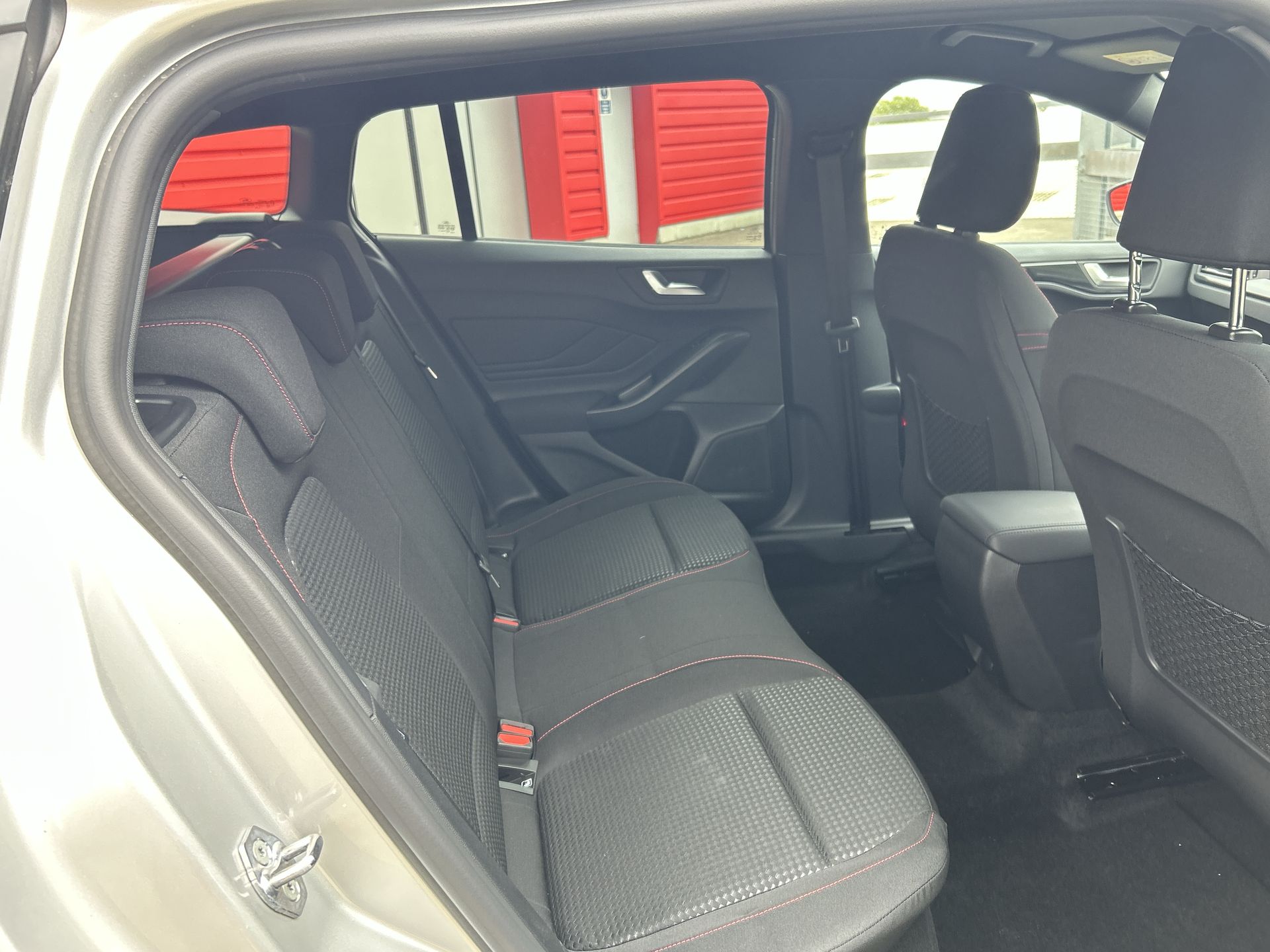 FOCUS ST-LINE ESTATE 1.0L ECOBOOST 155PS MHEV FWD 7 SPEED POWERSHIFT