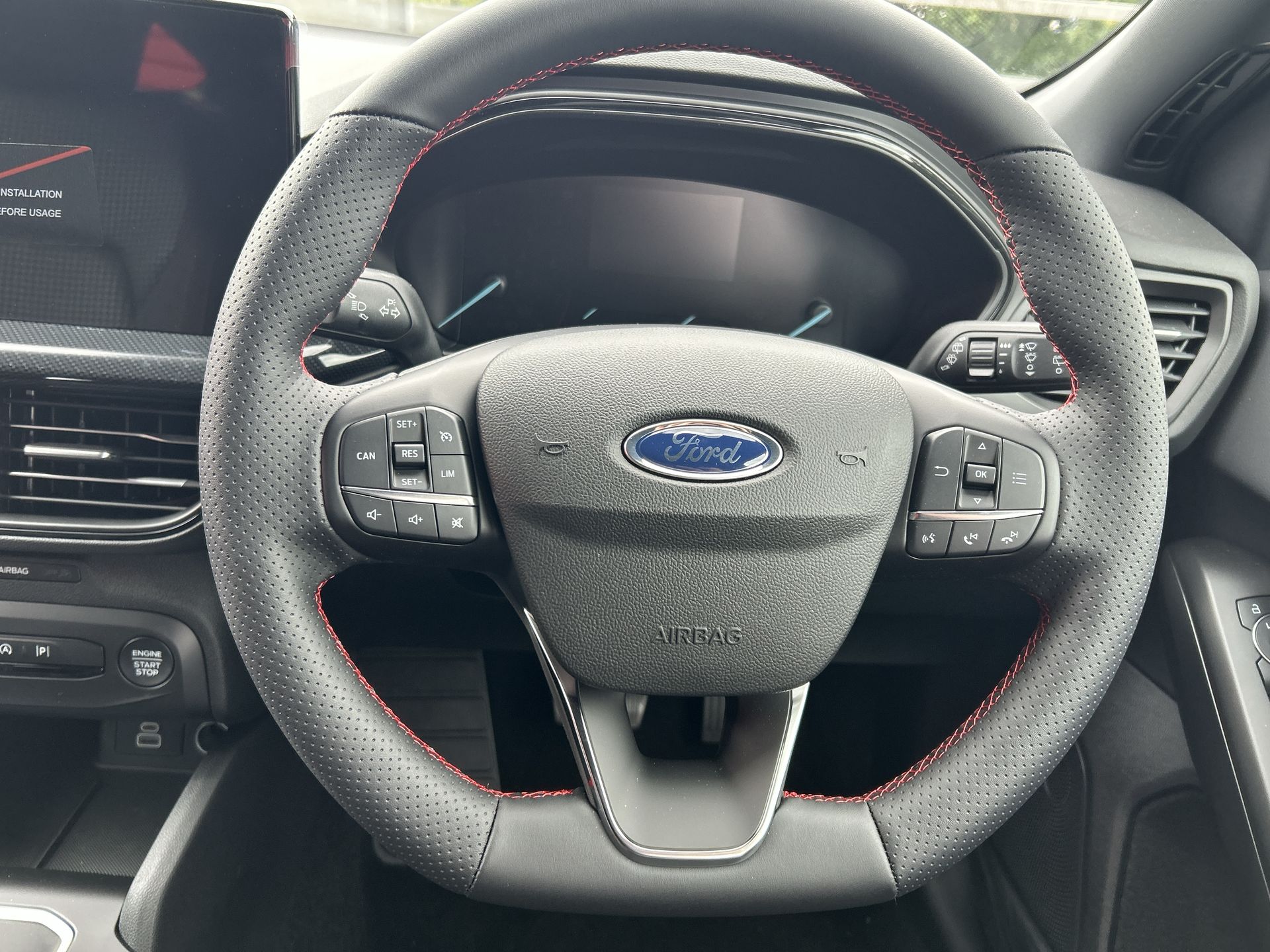 FOCUS ST-LINE ESTATE 1.0L ECOBOOST 155PS MHEV FWD 7 SPEED POWERSHIFT