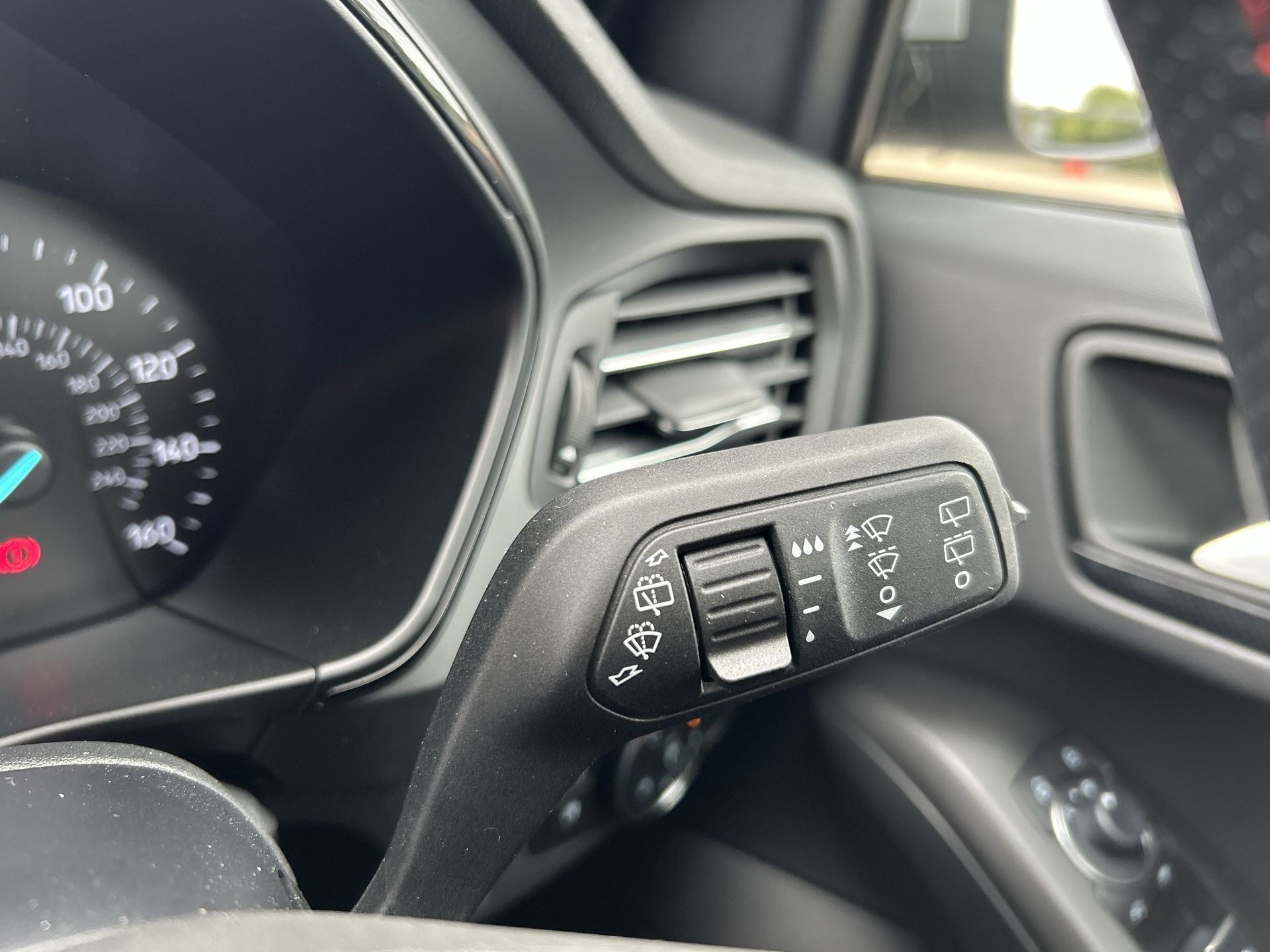 FOCUS ST-LINE ESTATE 1.0L ECOBOOST 155PS MHEV FWD 7 SPEED POWERSHIFT