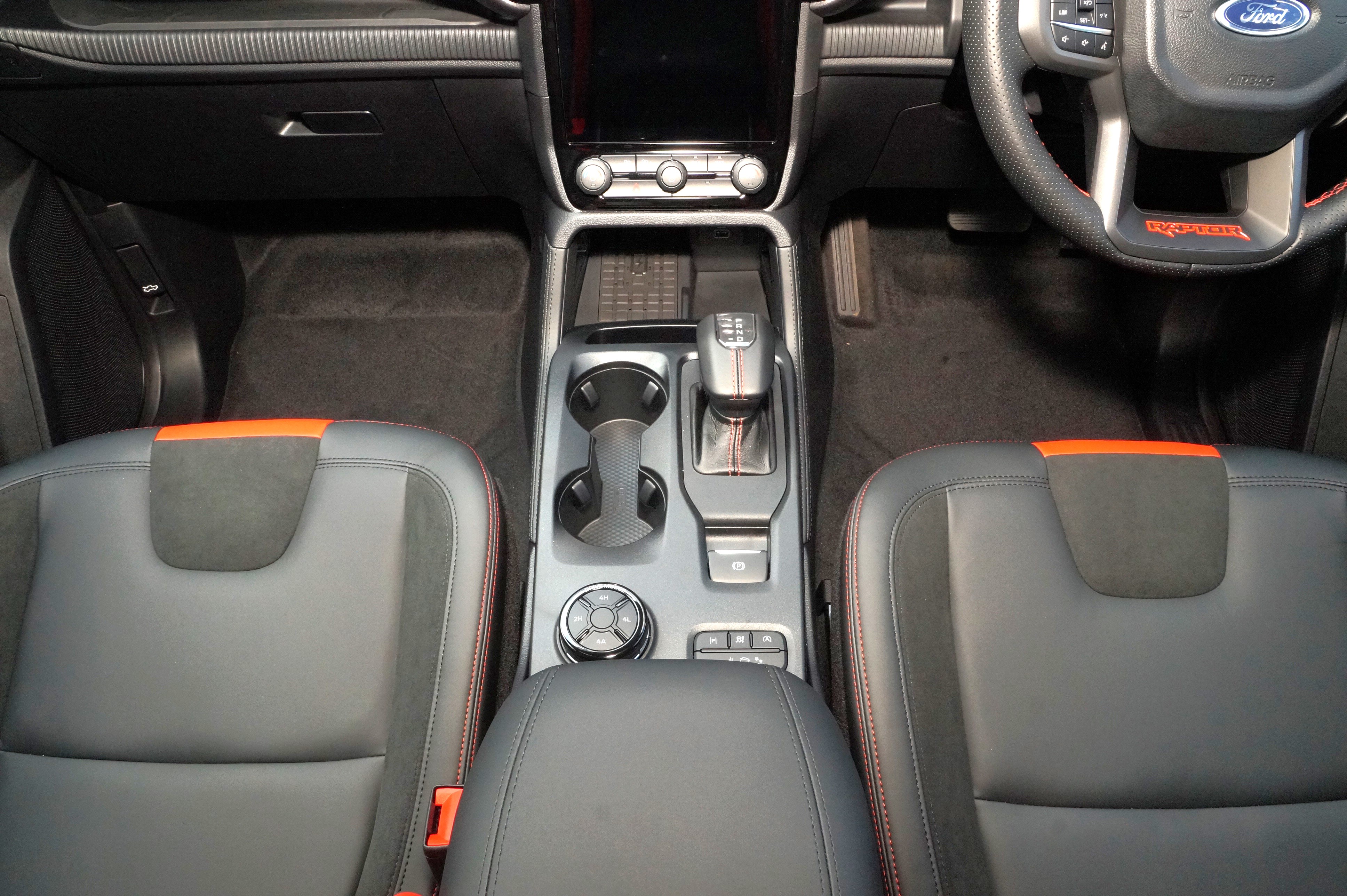 PICK UP DOUBLE CAB ECOBOOST V6 292