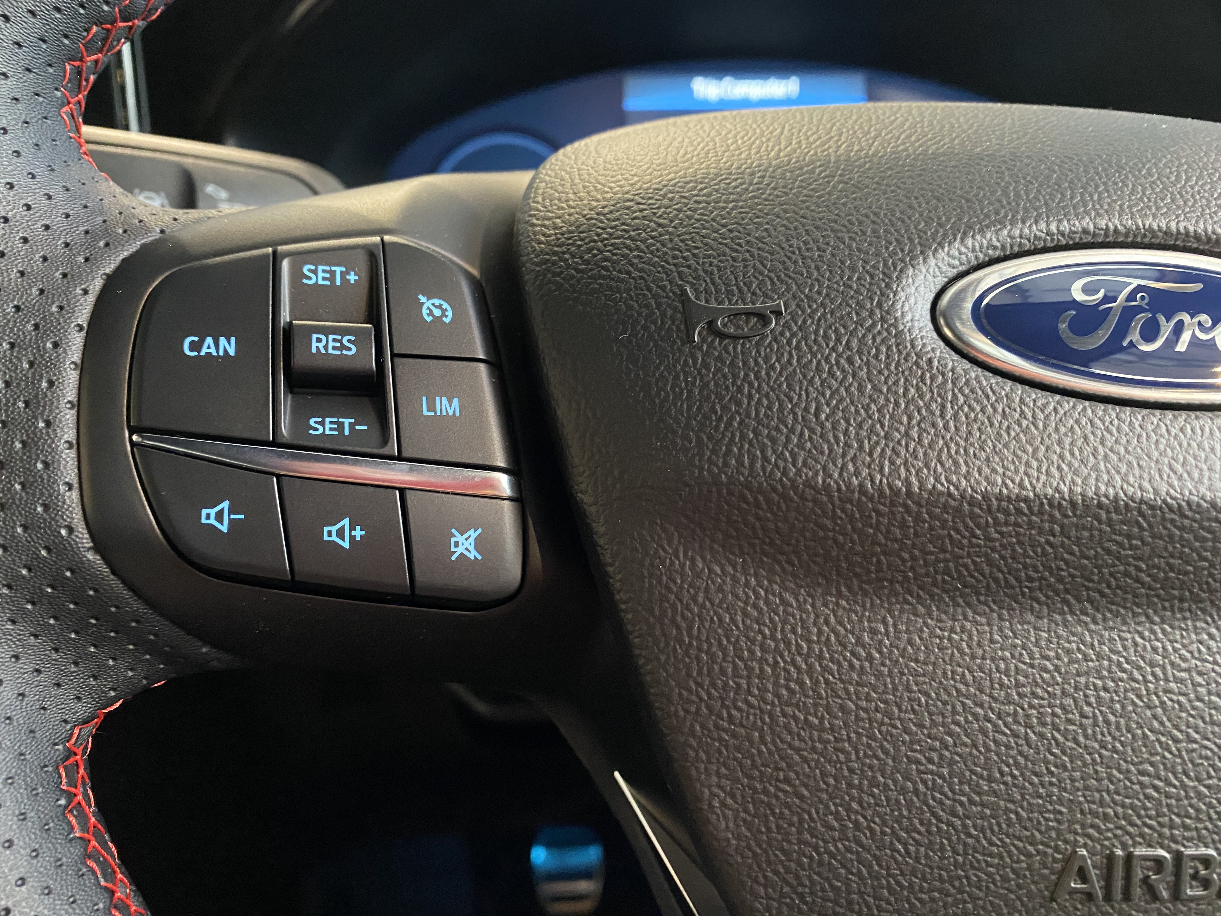 FORD FOCUS 1.0 ECOBOOST HYBRID MHEV ST-LINE X 5DR