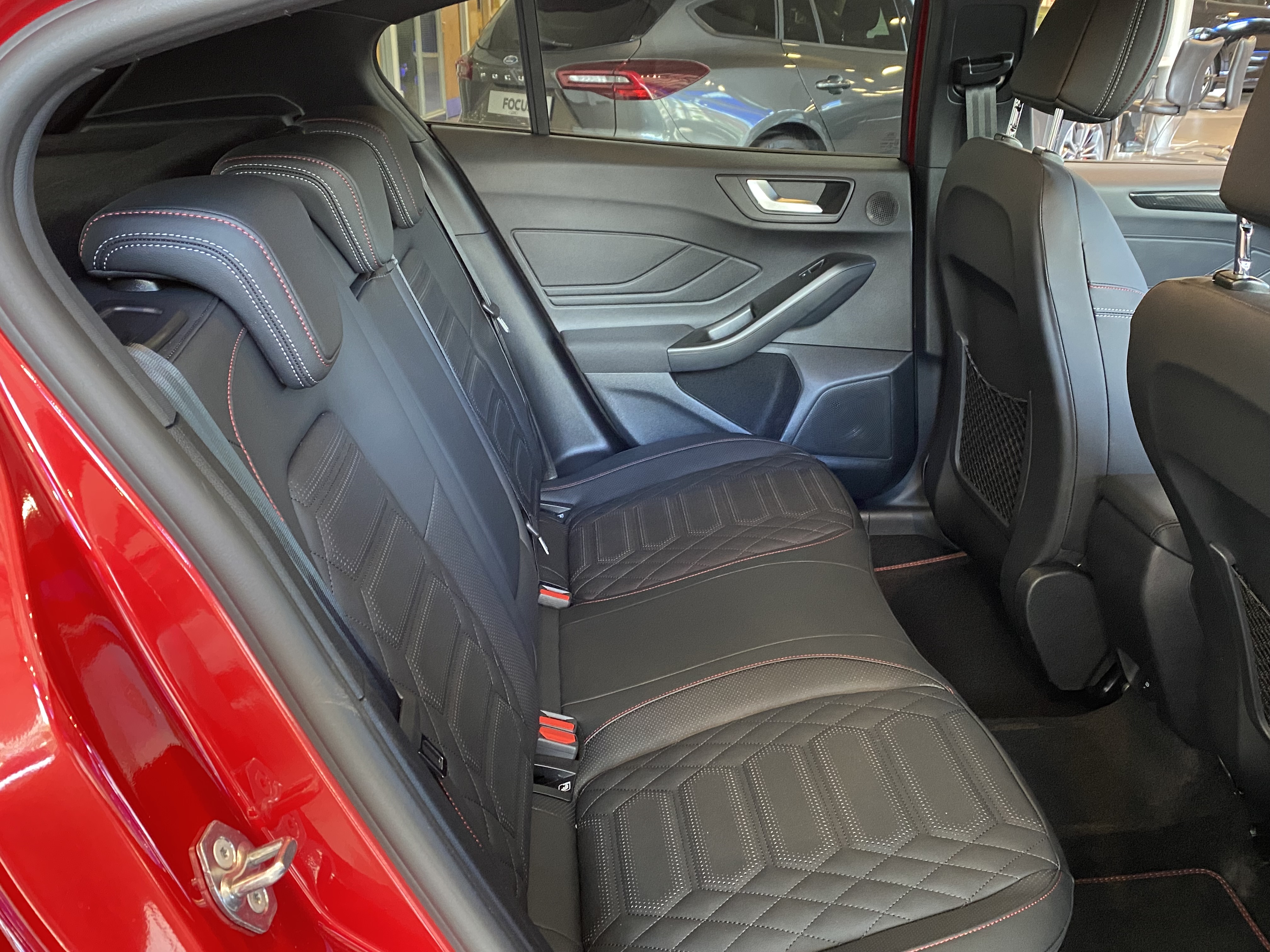 FORD FOCUS 1.0 ECOBOOST HYBRID MHEV ST-LINE X 5DR AUTO
