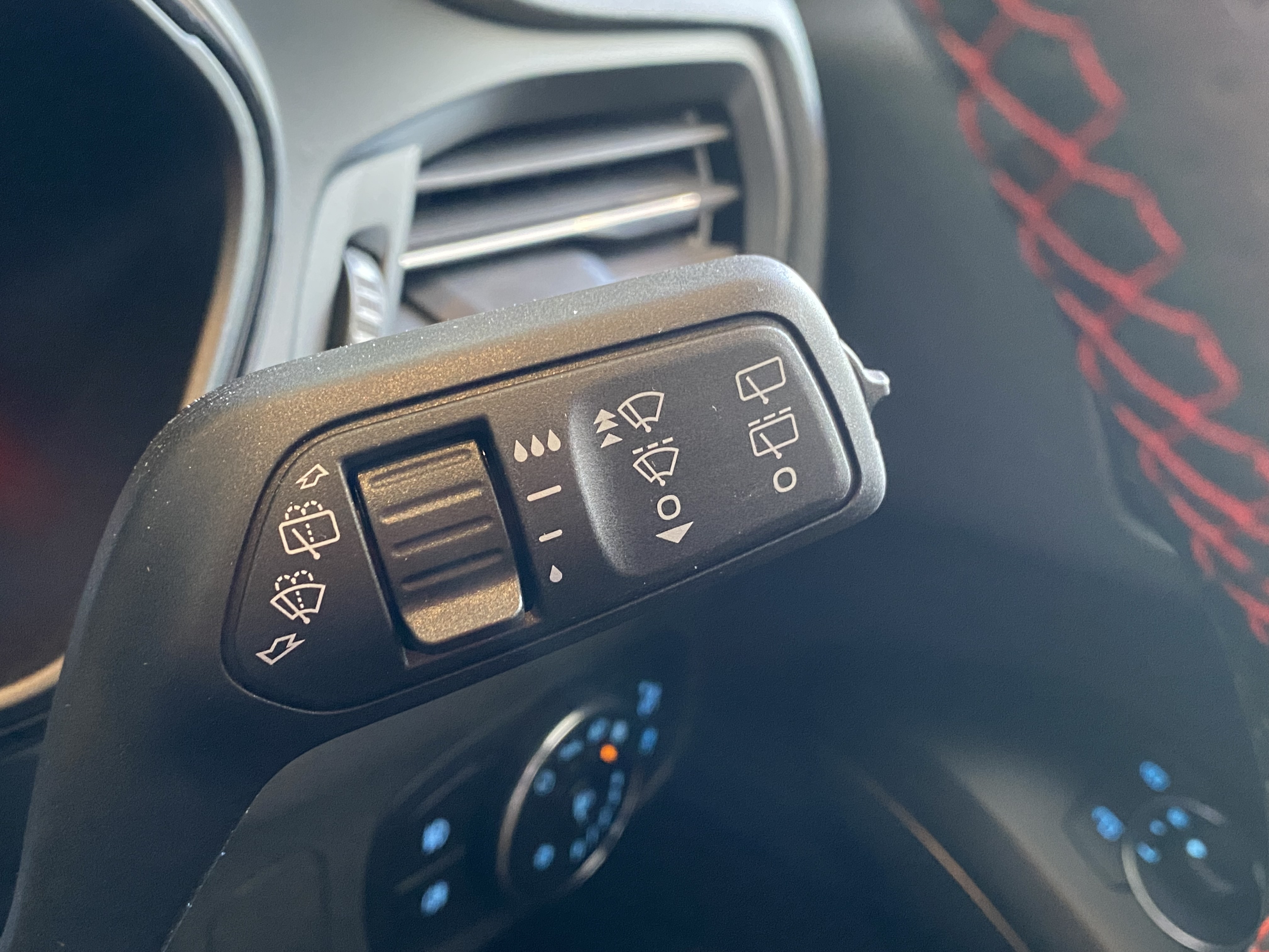 FORD FOCUS 1.0 ECOBOOST HYBRID MHEV ST-LINE X 5DR AUTO