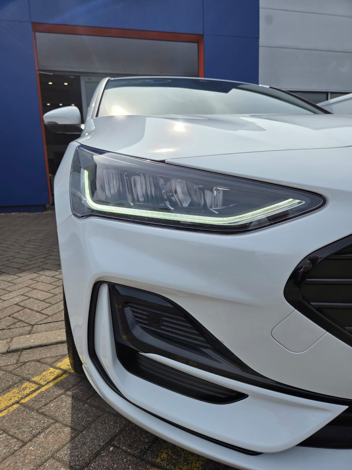 FORD FOCUS 1.0 ECOBOOST HYBRID MHEV ST-LINE 5DR