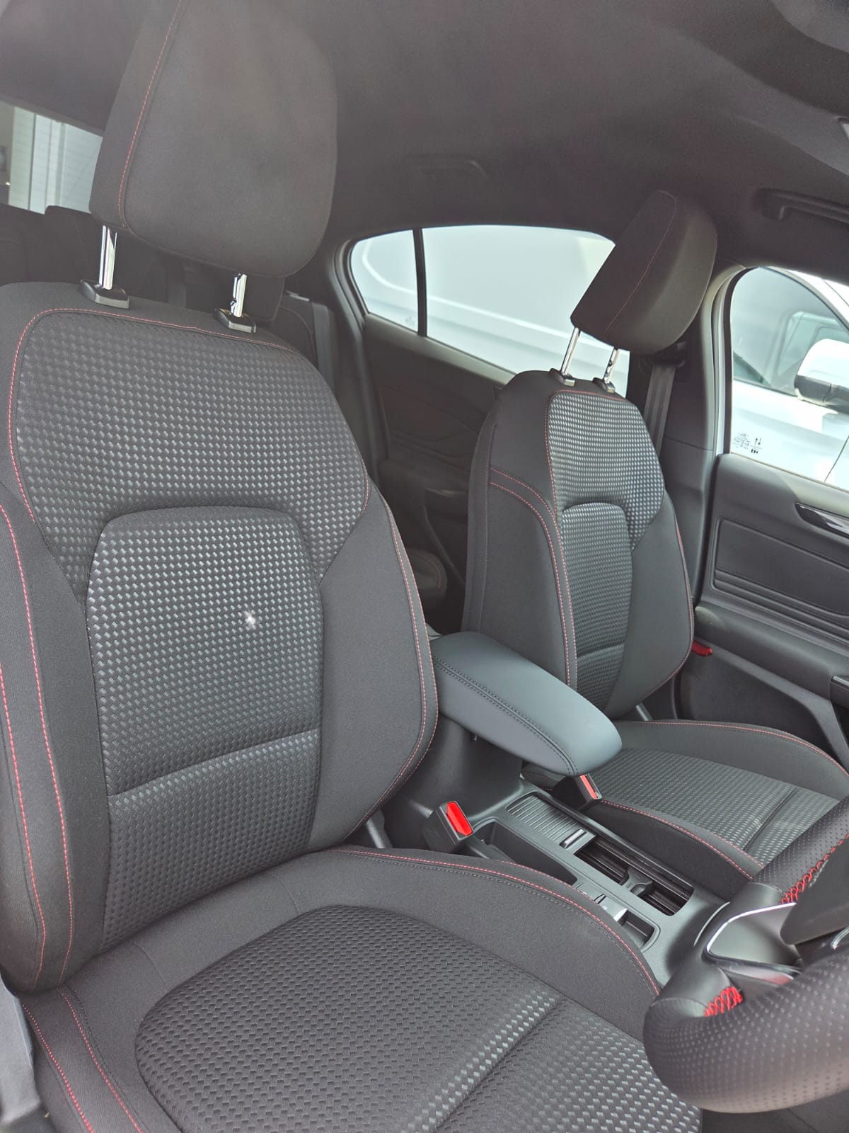 FORD FOCUS 1.0 ECOBOOST HYBRID MHEV ST-LINE 5DR
