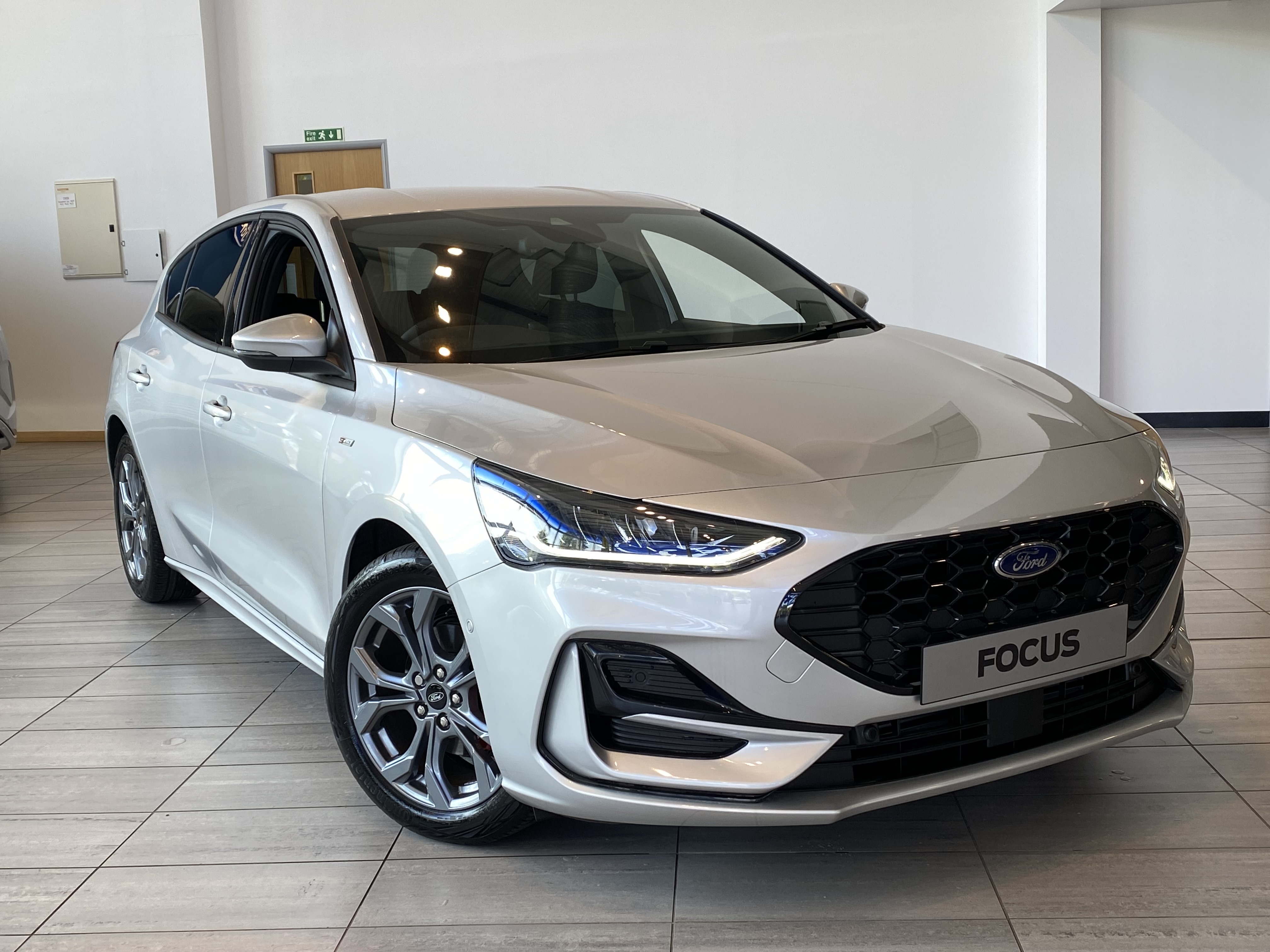 FORD FOCUS 1.0 ECOBOOST HYBRID MHEV ST-LINE 5DR