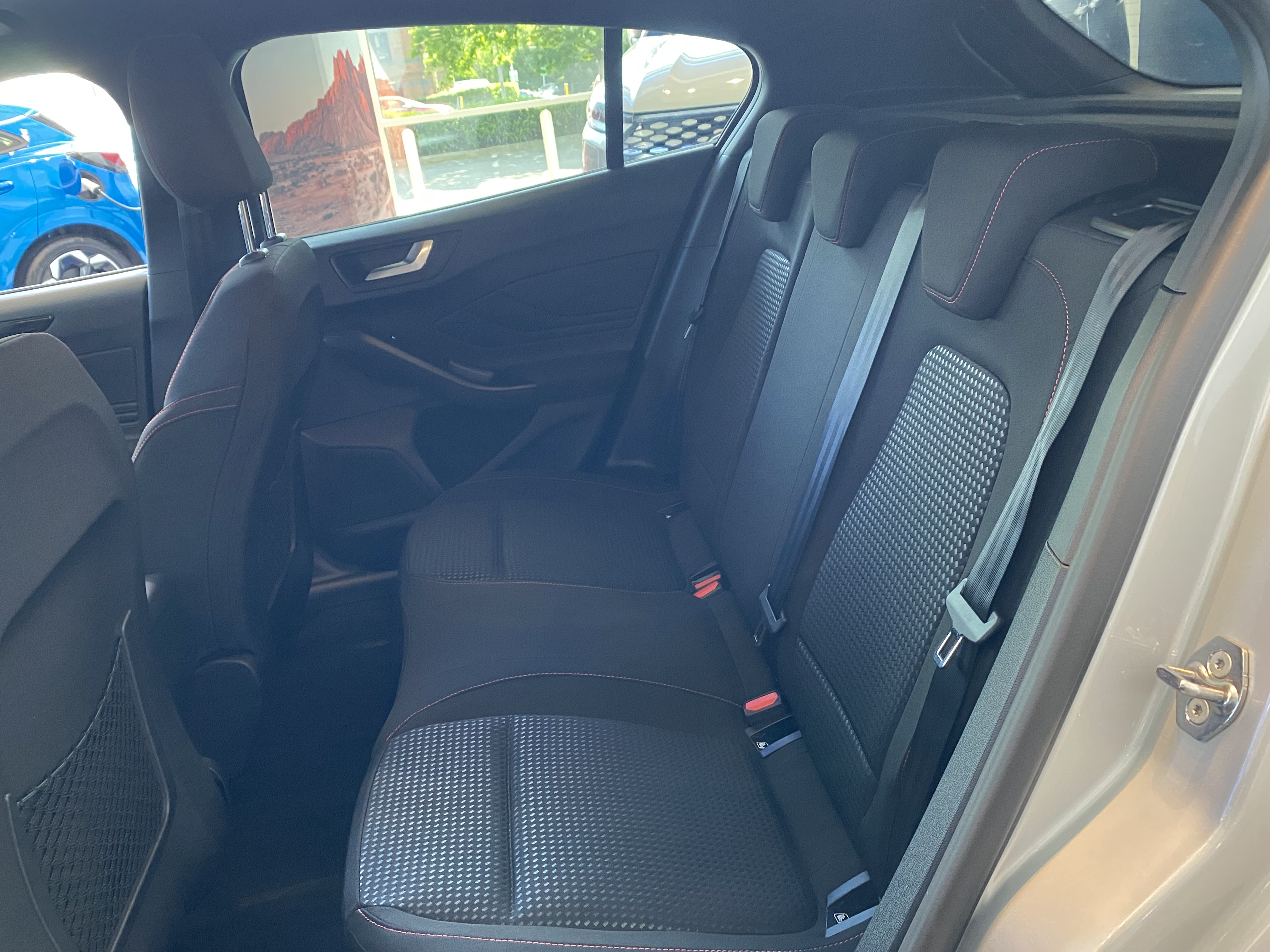 FORD FOCUS 1.0 ECOBOOST HYBRID MHEV ST-LINE 5DR