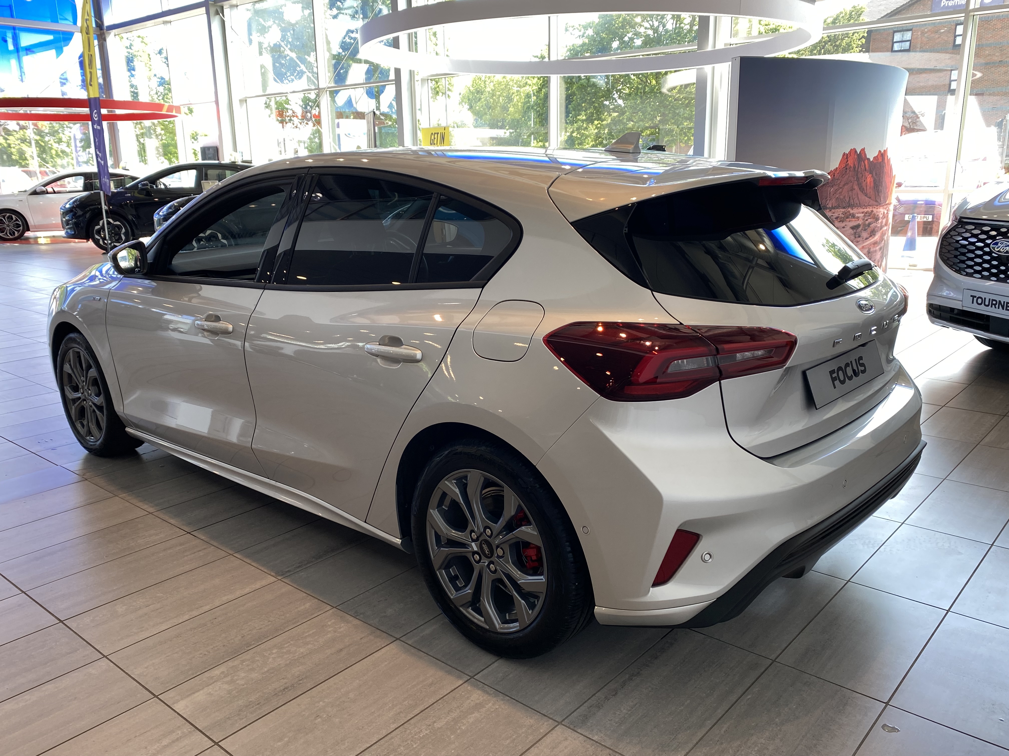 FORD FOCUS 1.0 ECOBOOST HYBRID MHEV ST-LINE 5DR