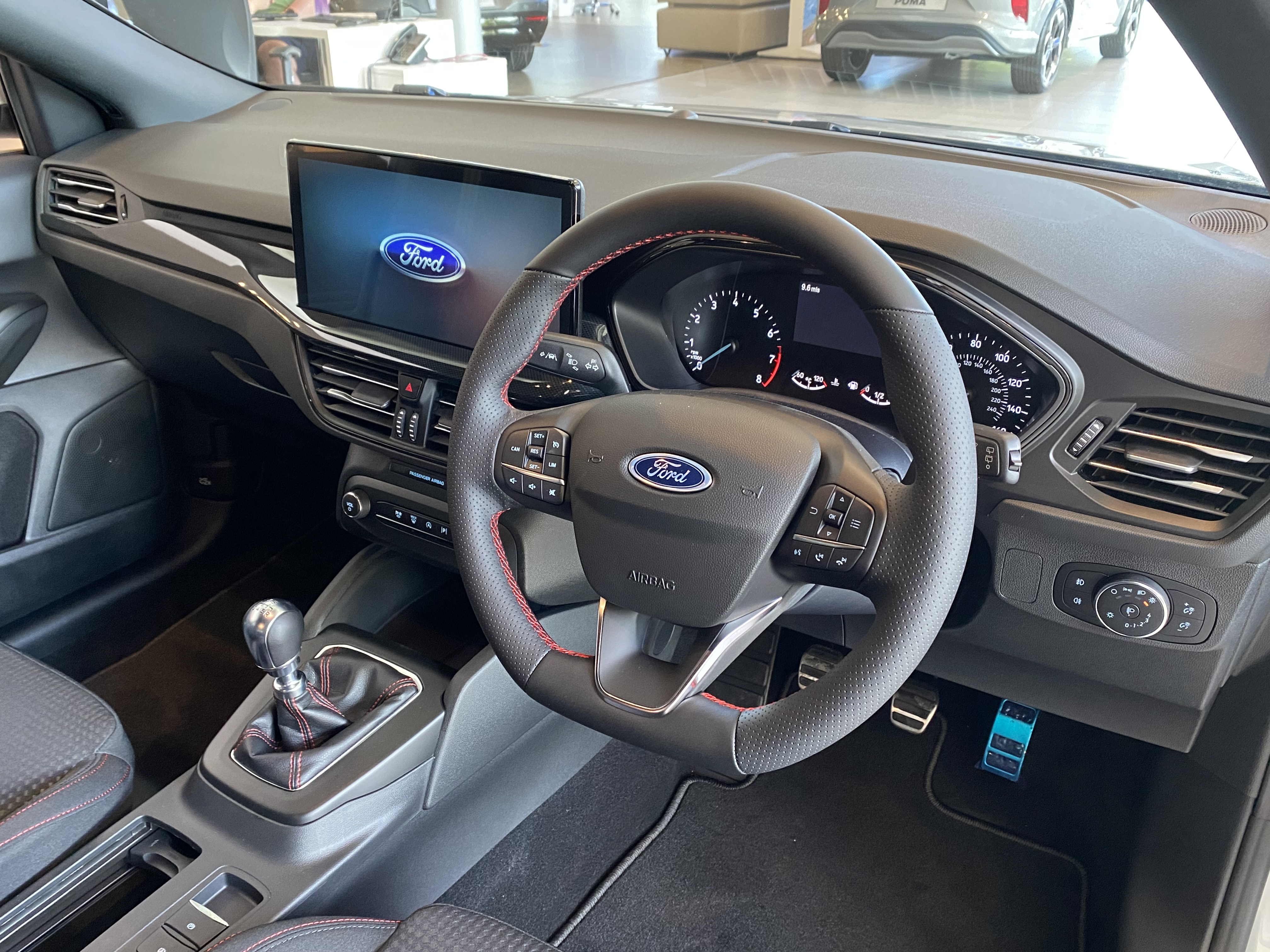 FORD FOCUS 1.0 ECOBOOST HYBRID MHEV ST-LINE 5DR