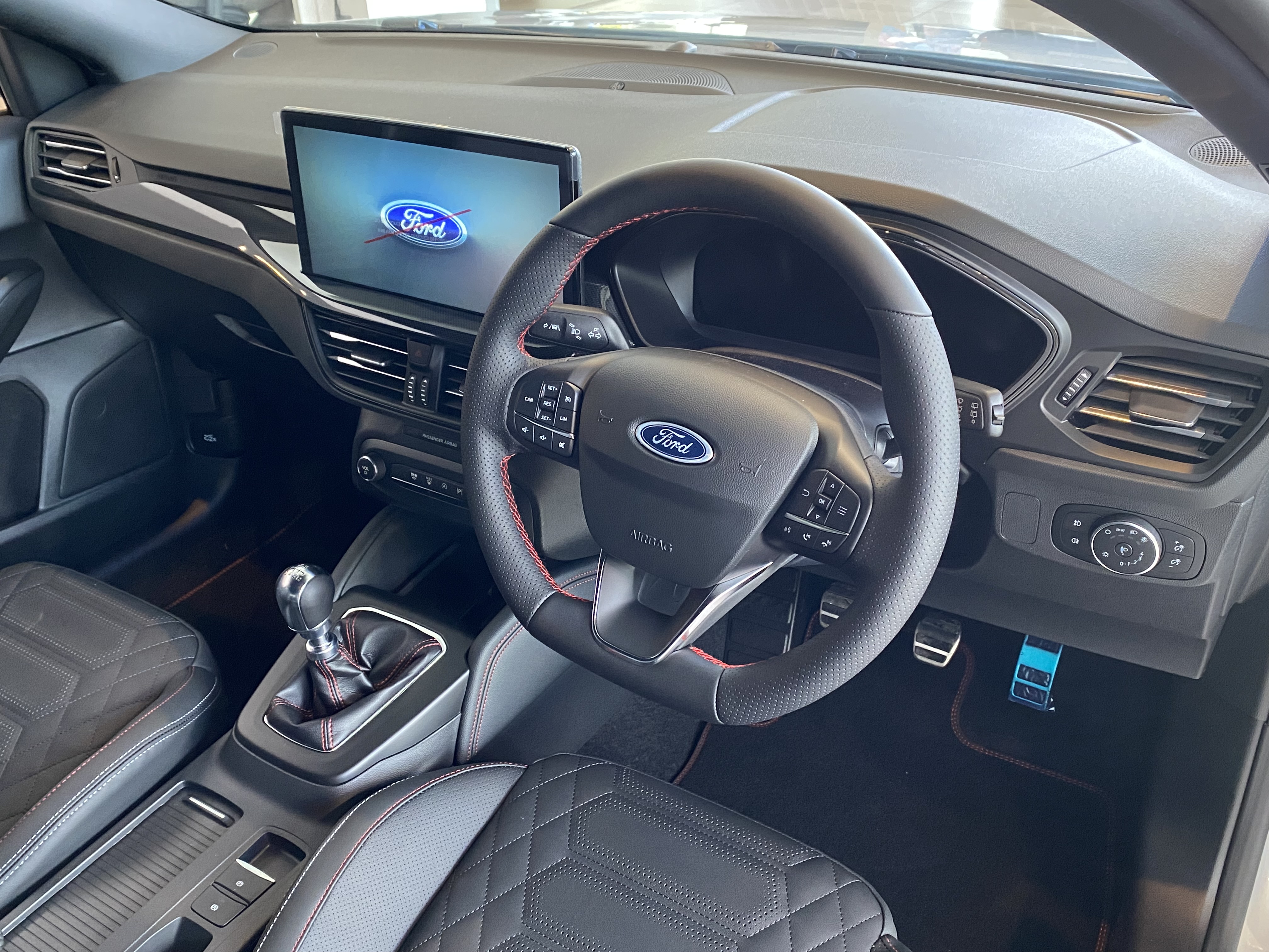 FORD FOCUS 1.0 ECOBOOST HYBRID MHEV ST-LINE X 5DR