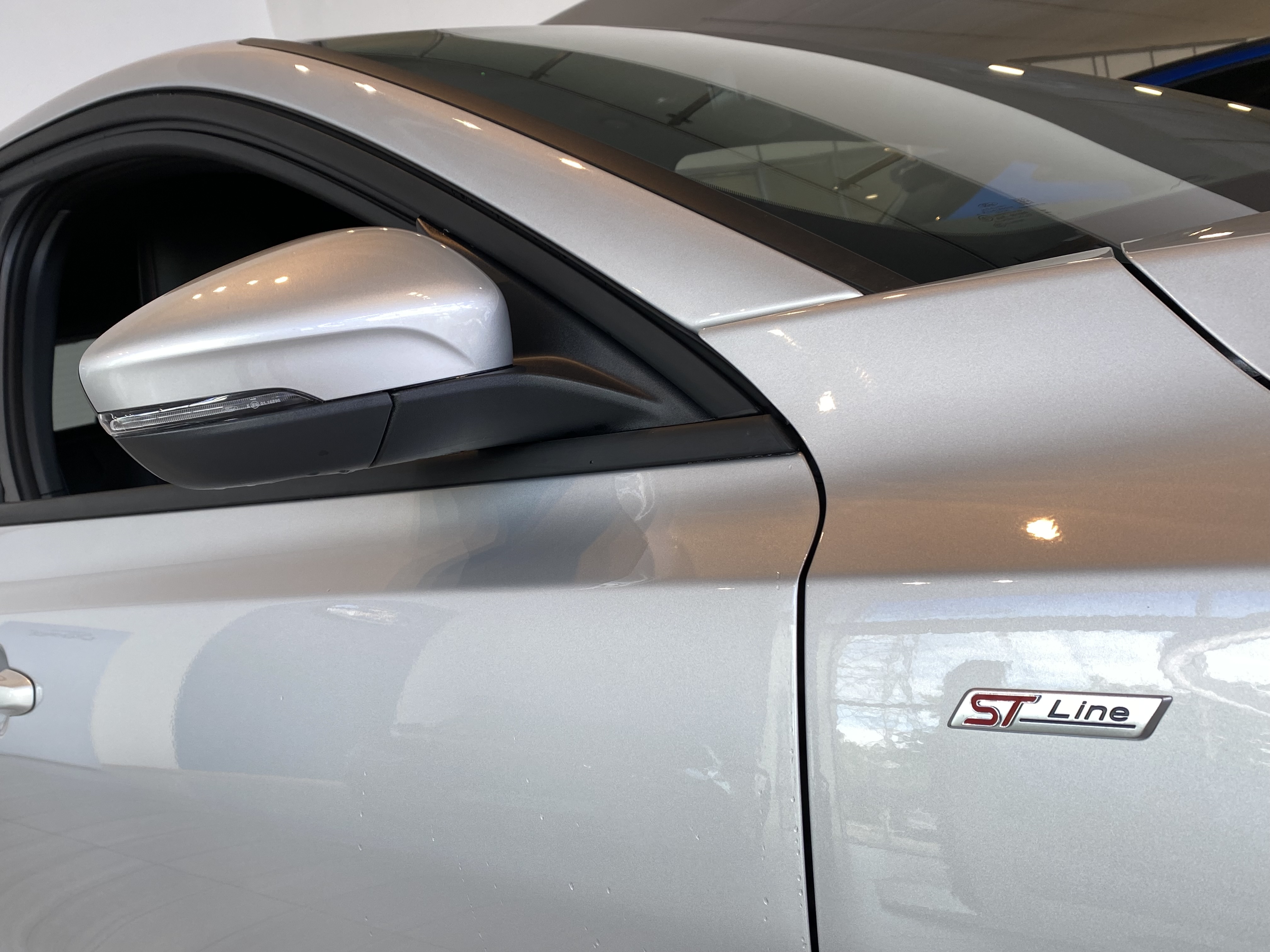 FORD FOCUS 1.0 ECOBOOST HYBRID MHEV ST-LINE X 5DR