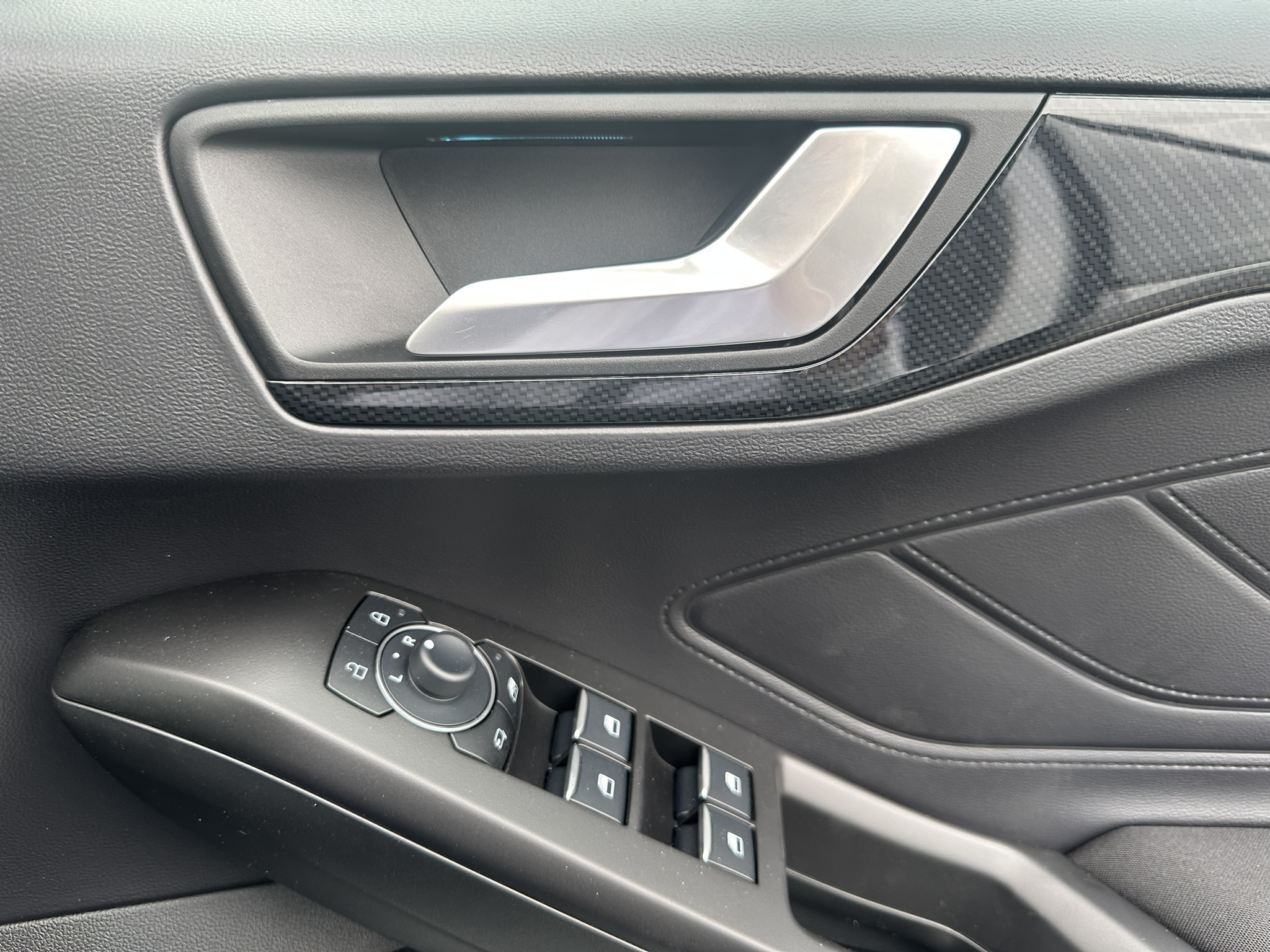 FOCUS ST-LINE X ESTATE 1.0L ECOBOOST 155PS MHEV FWD 7 SPEED POWERSHIFT
