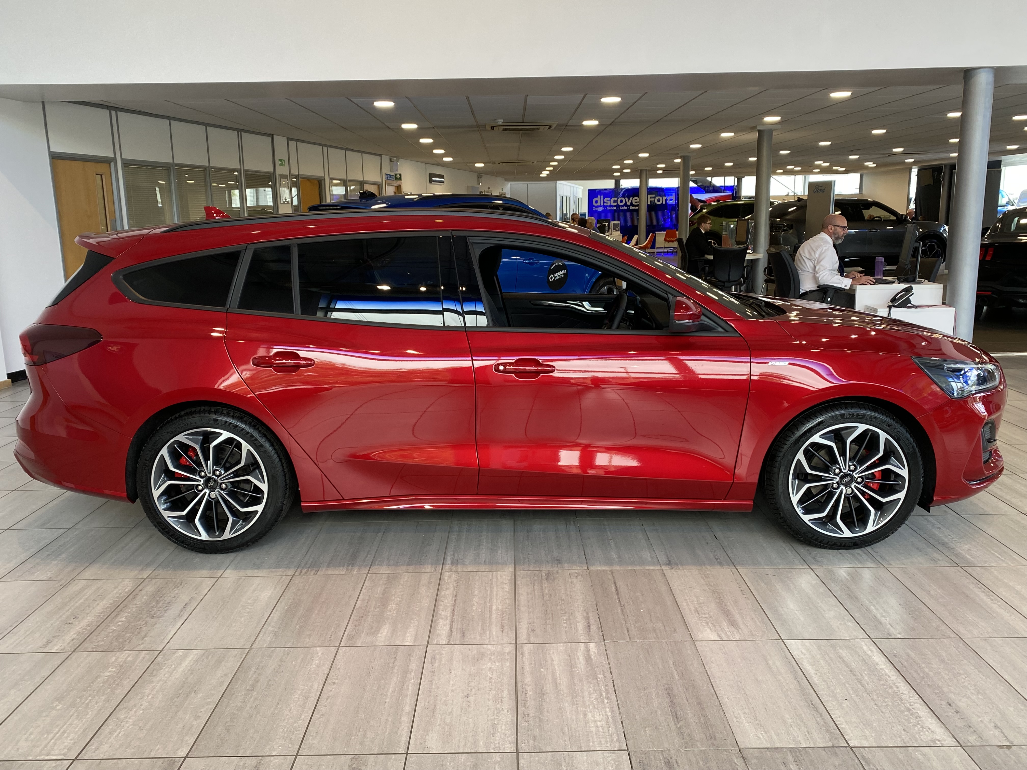 FORD FOCUS 1.0 ECOBOOST HYBRID MHEV 155 ST-LINE X 5DR AUTO